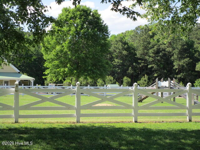 Lot 1 1 Roanoke Drive W Property Photo 23