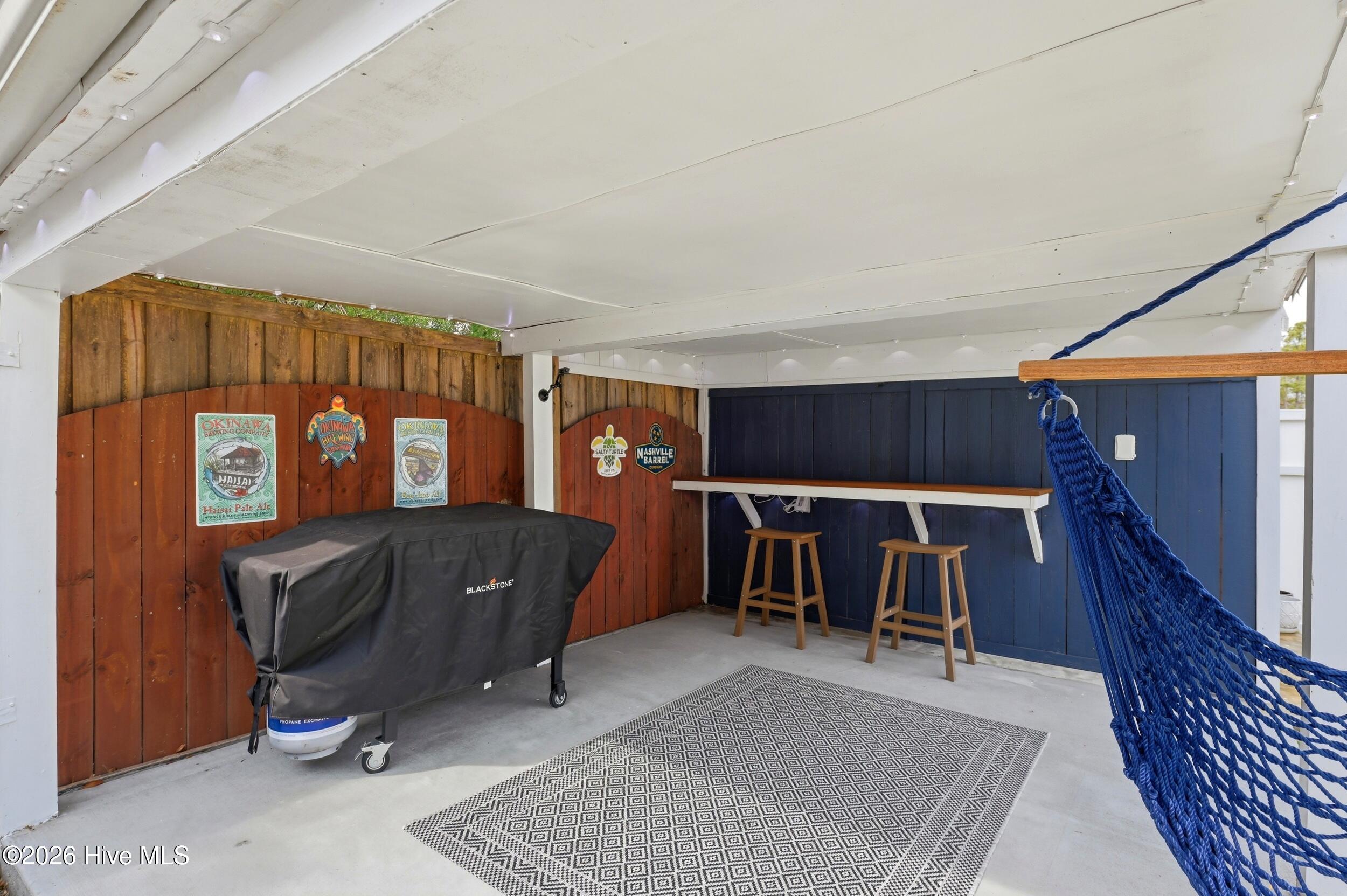 100 Cove Side Lane Property Photo 44