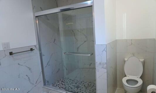 206 Thurston Drive W Property Photo 6