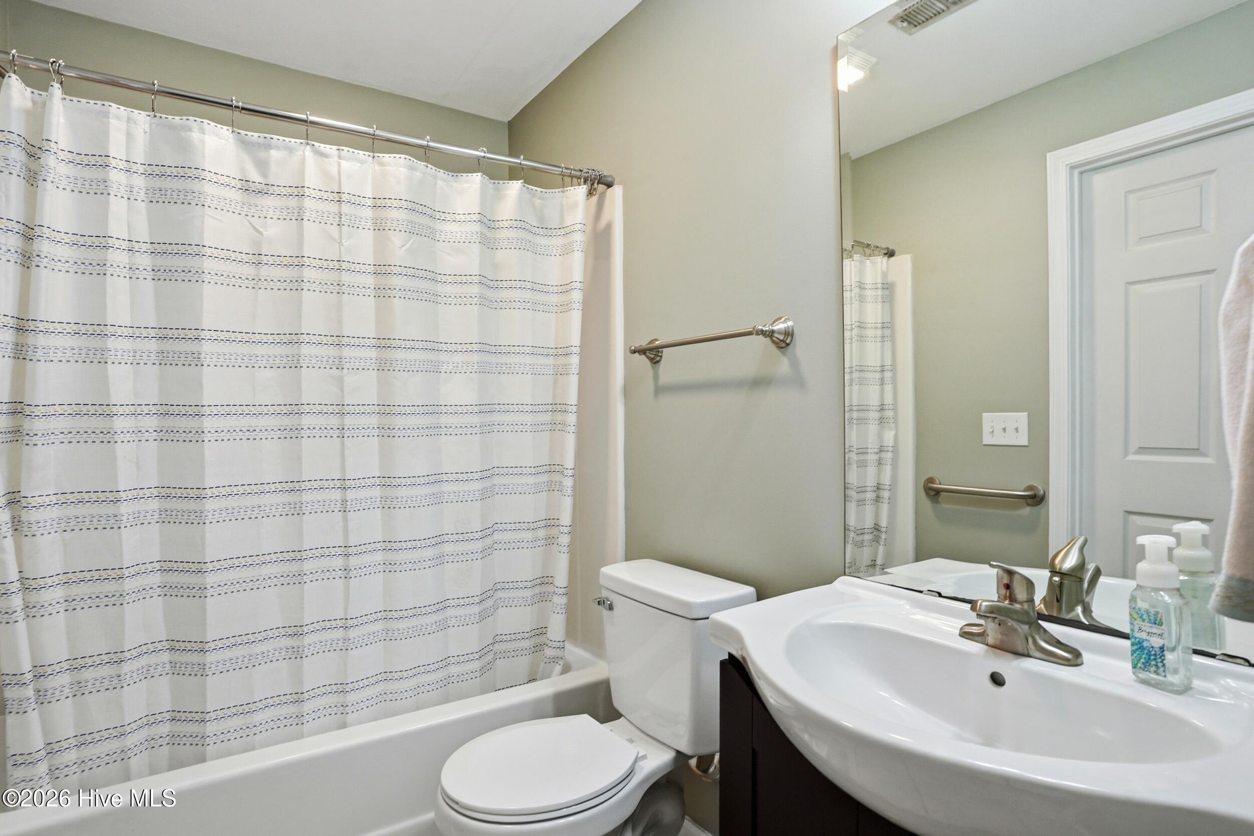 115 Covil Avenue Unit 102 Property Photo 17
