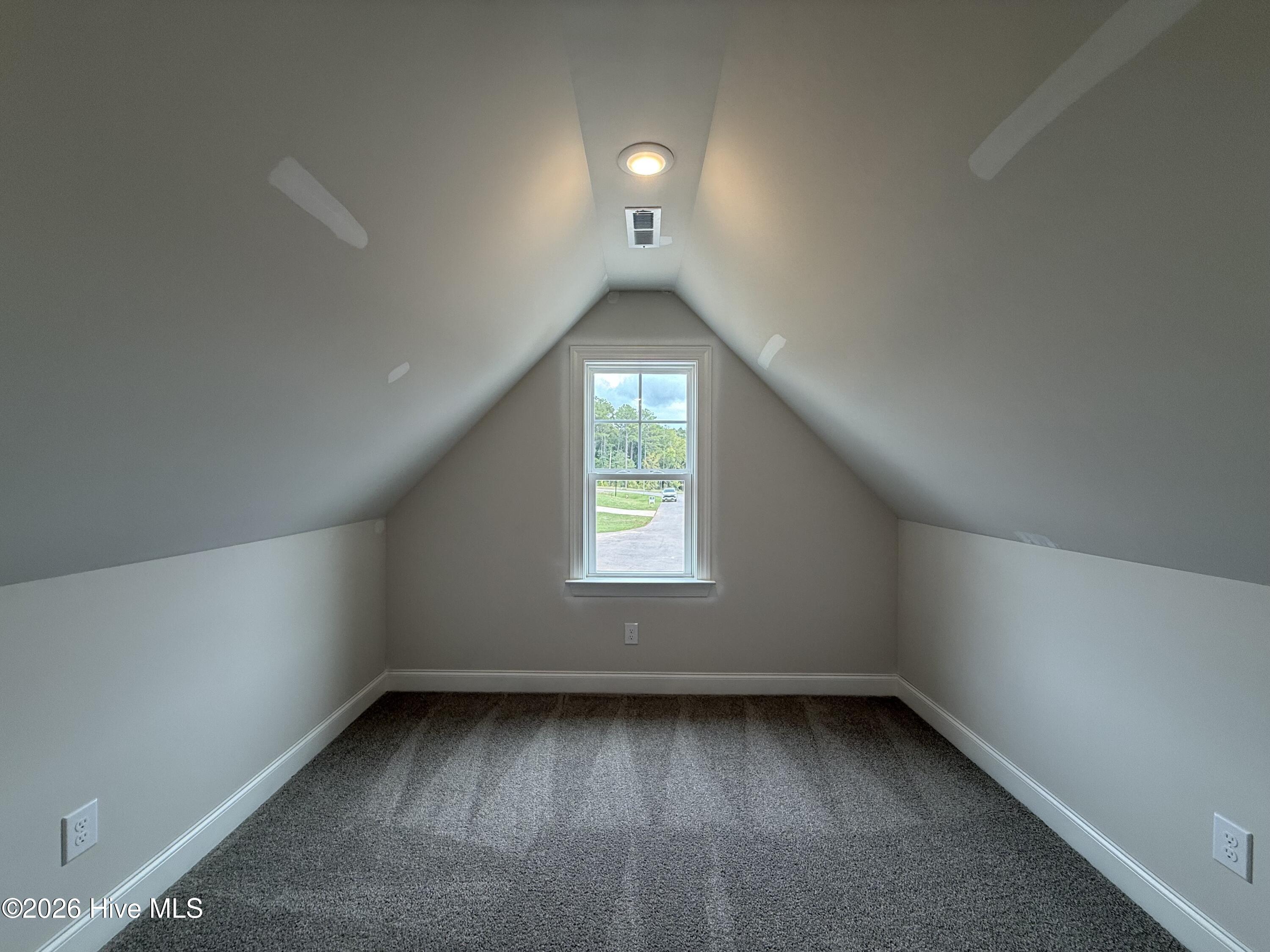 51 Watermere Street Property Photo 12
