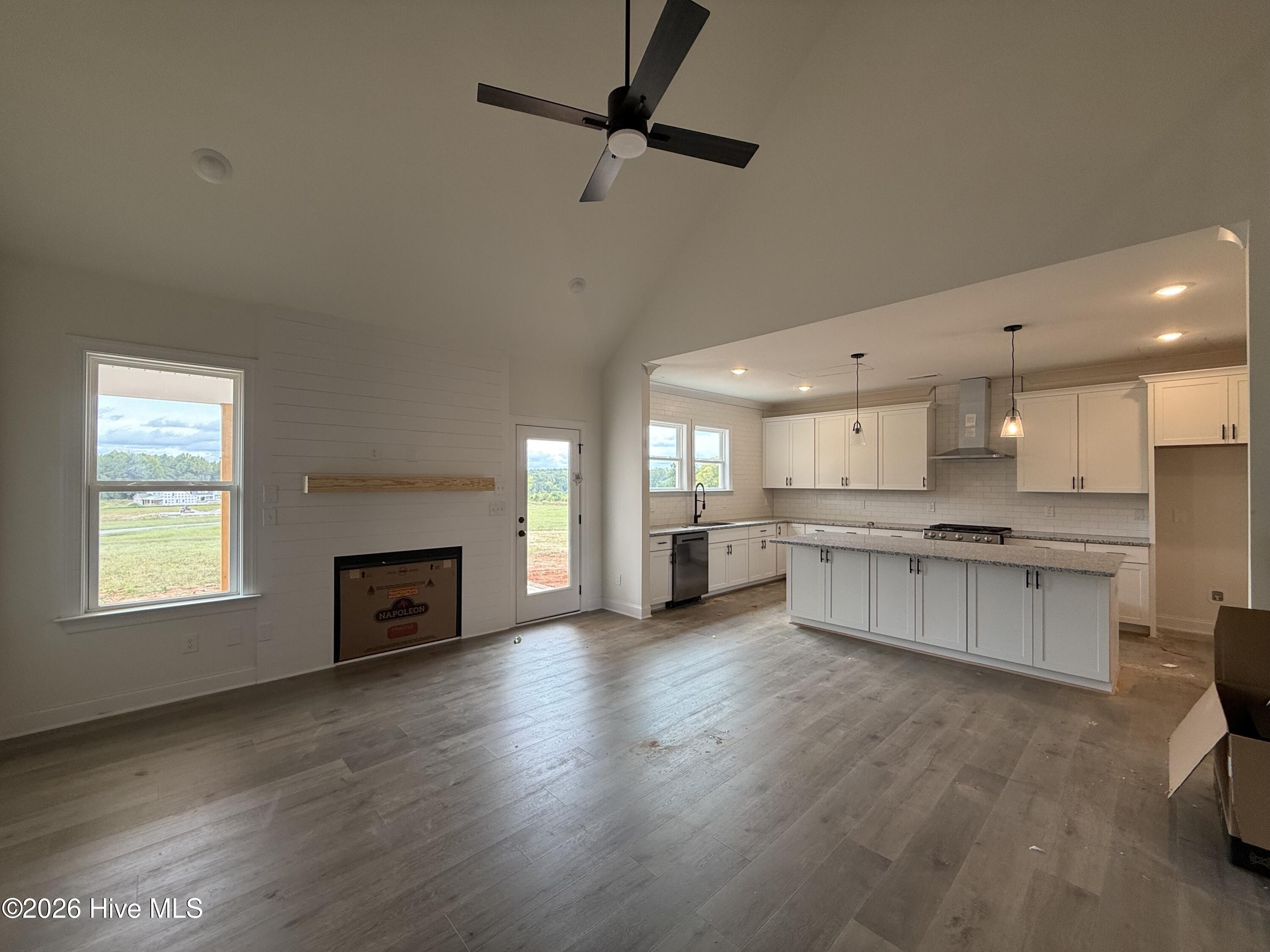 17 Watermere Street Property Photo 4