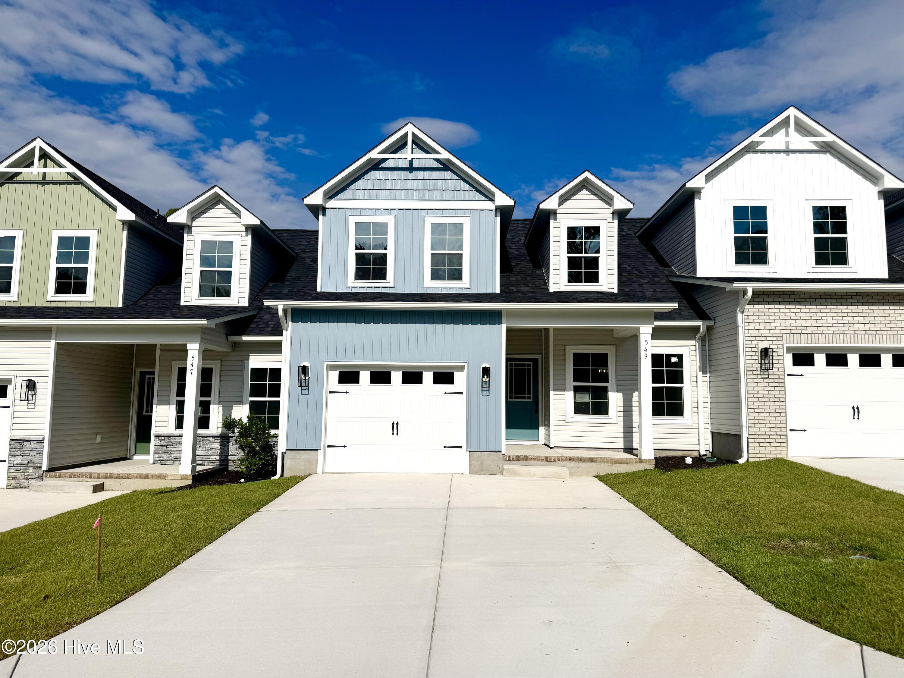 549 Timbercrest Circle SE Property Photo 1