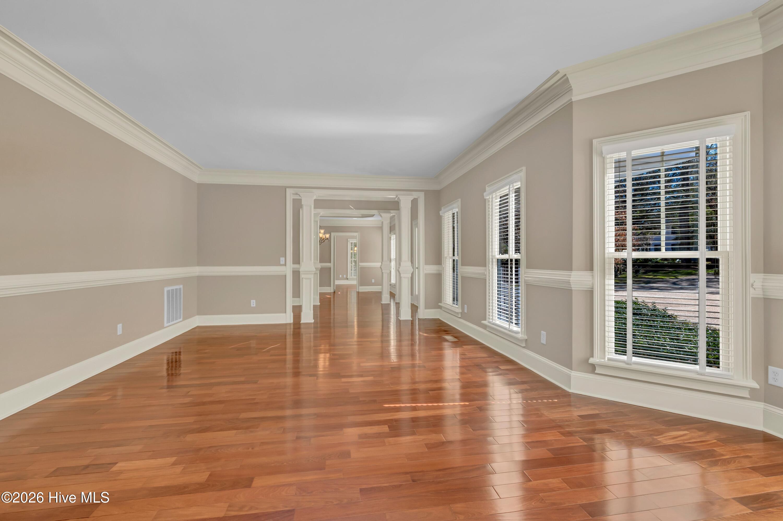 2201 Pinehurst Place Property Photo 10