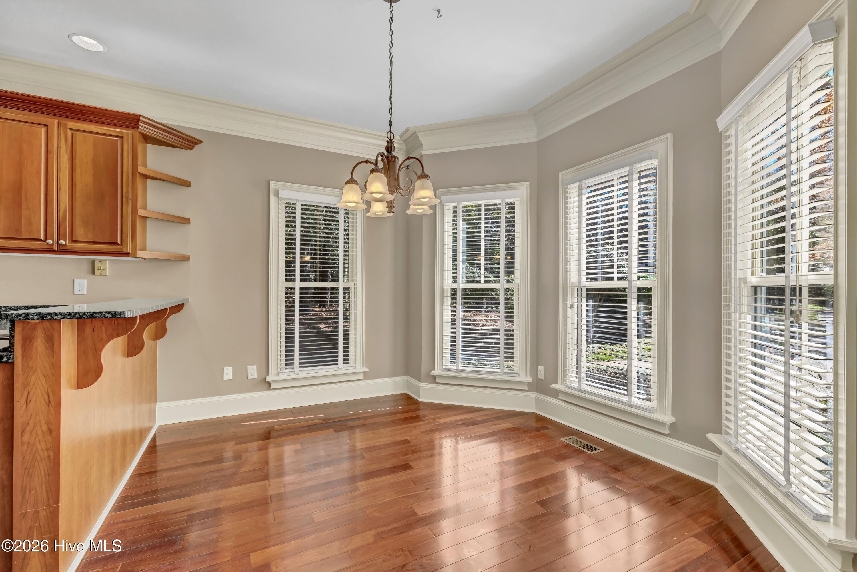 2201 Pinehurst Place Property Photo 14