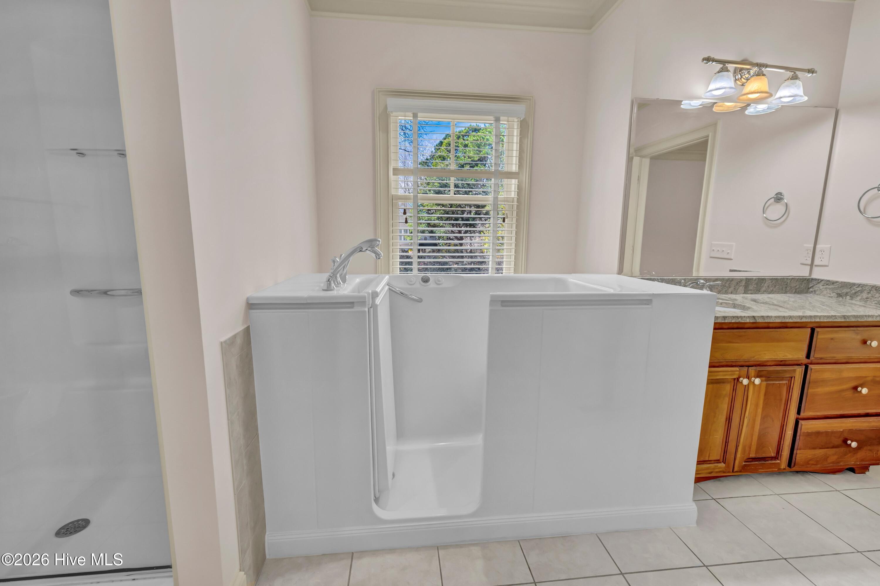 2201 Pinehurst Place Property Photo 25