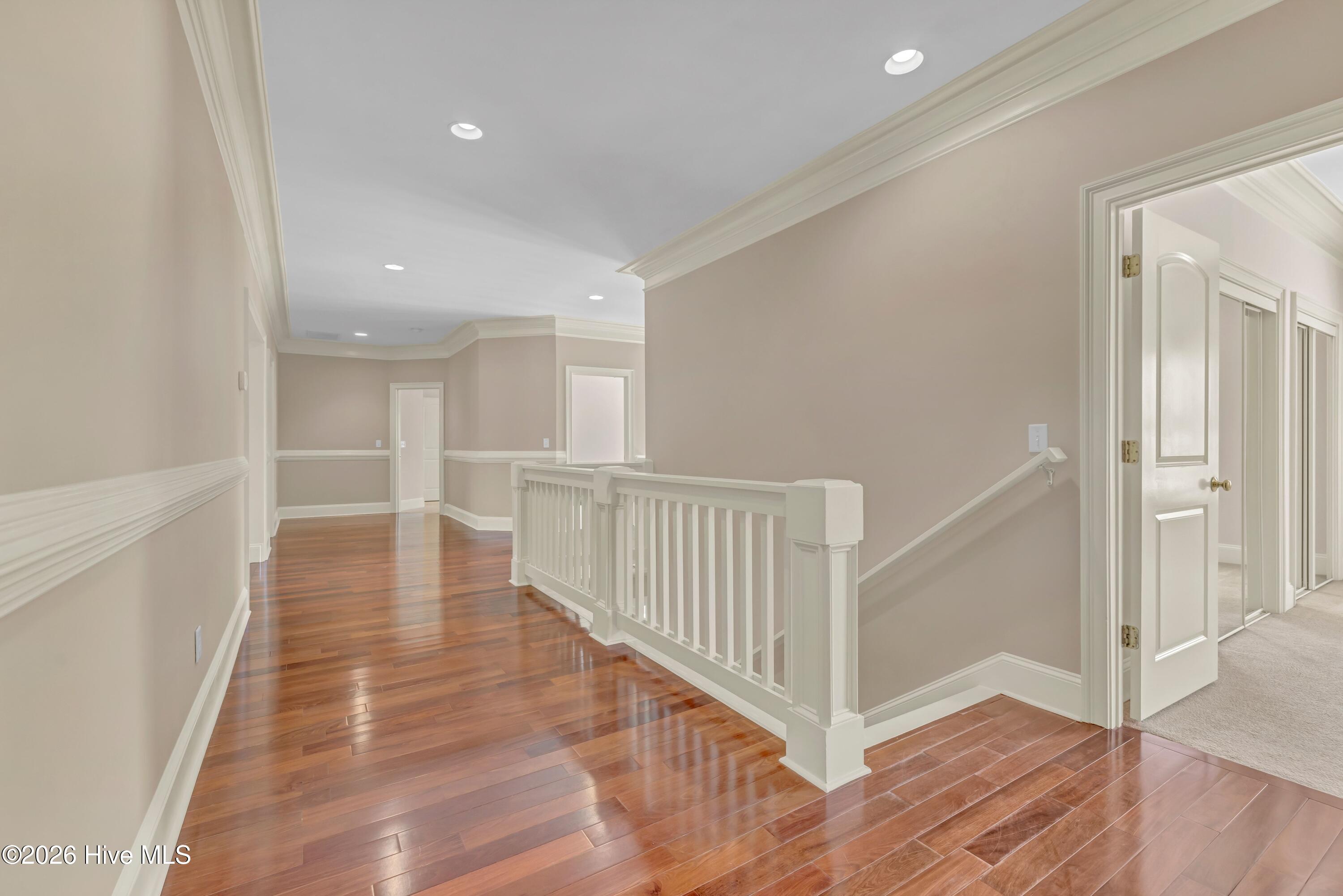2201 Pinehurst Place Property Photo 32