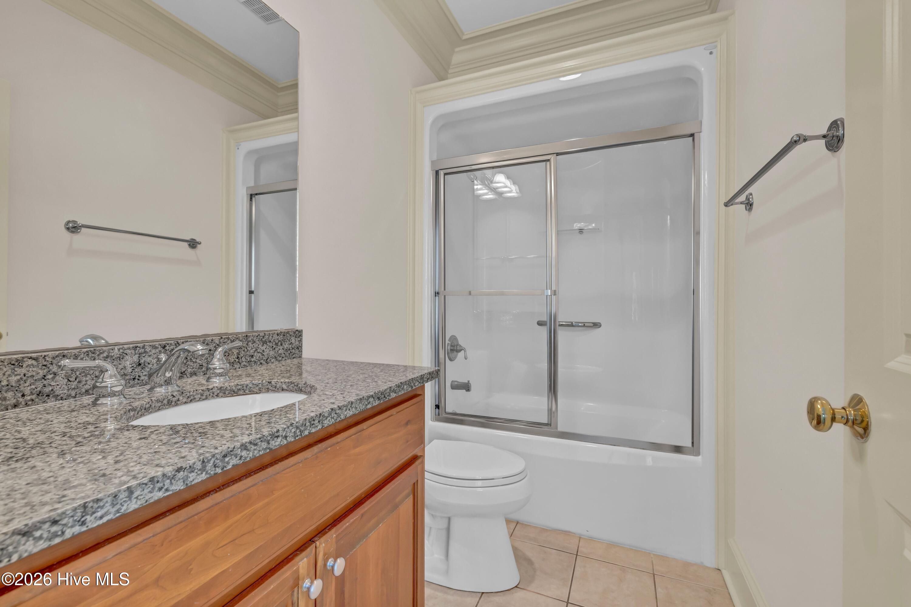 2201 Pinehurst Place Property Photo 34