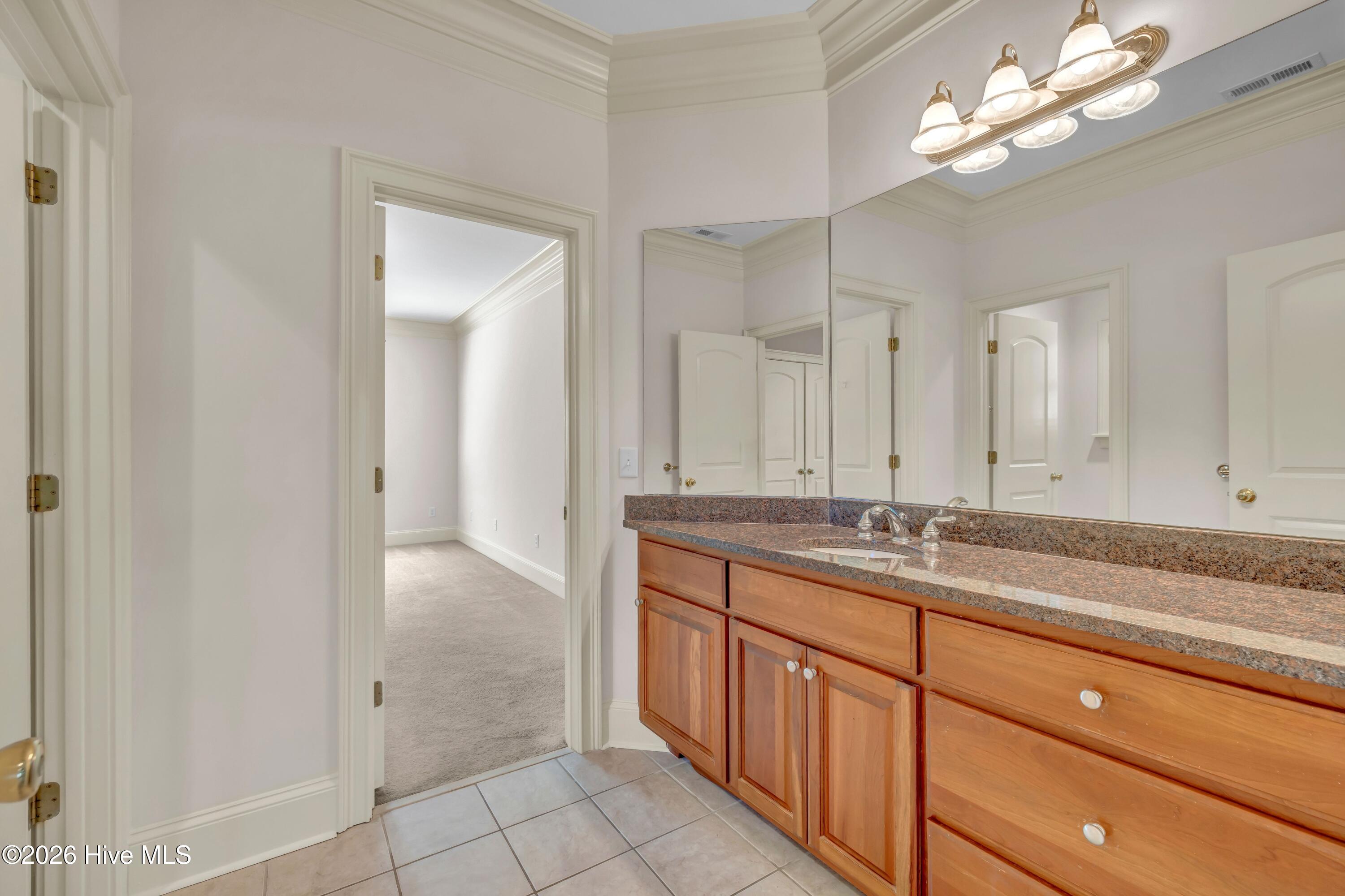 2201 Pinehurst Place Property Photo 43