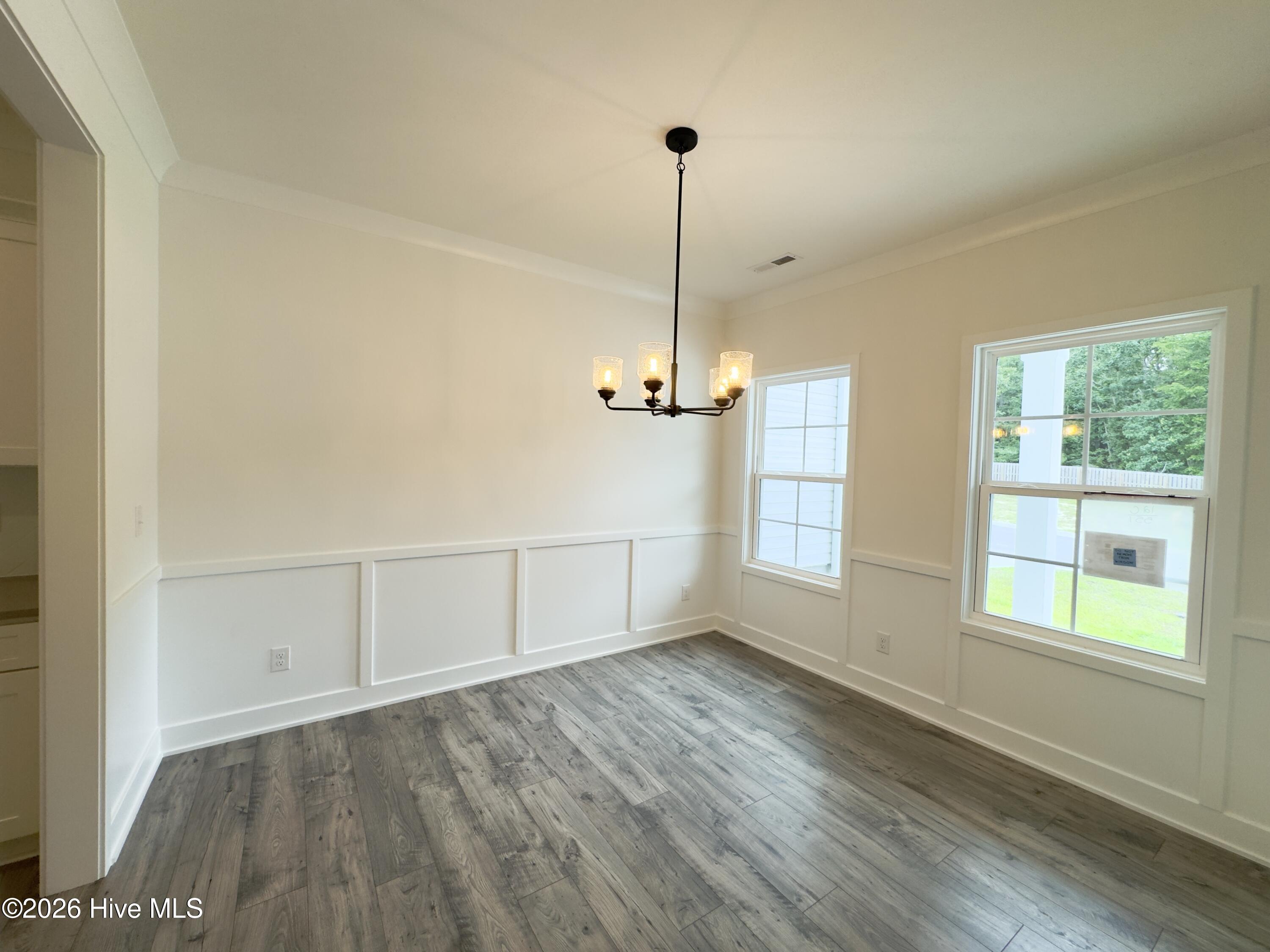 551 Timbercrest Circle Se Property Photo 7