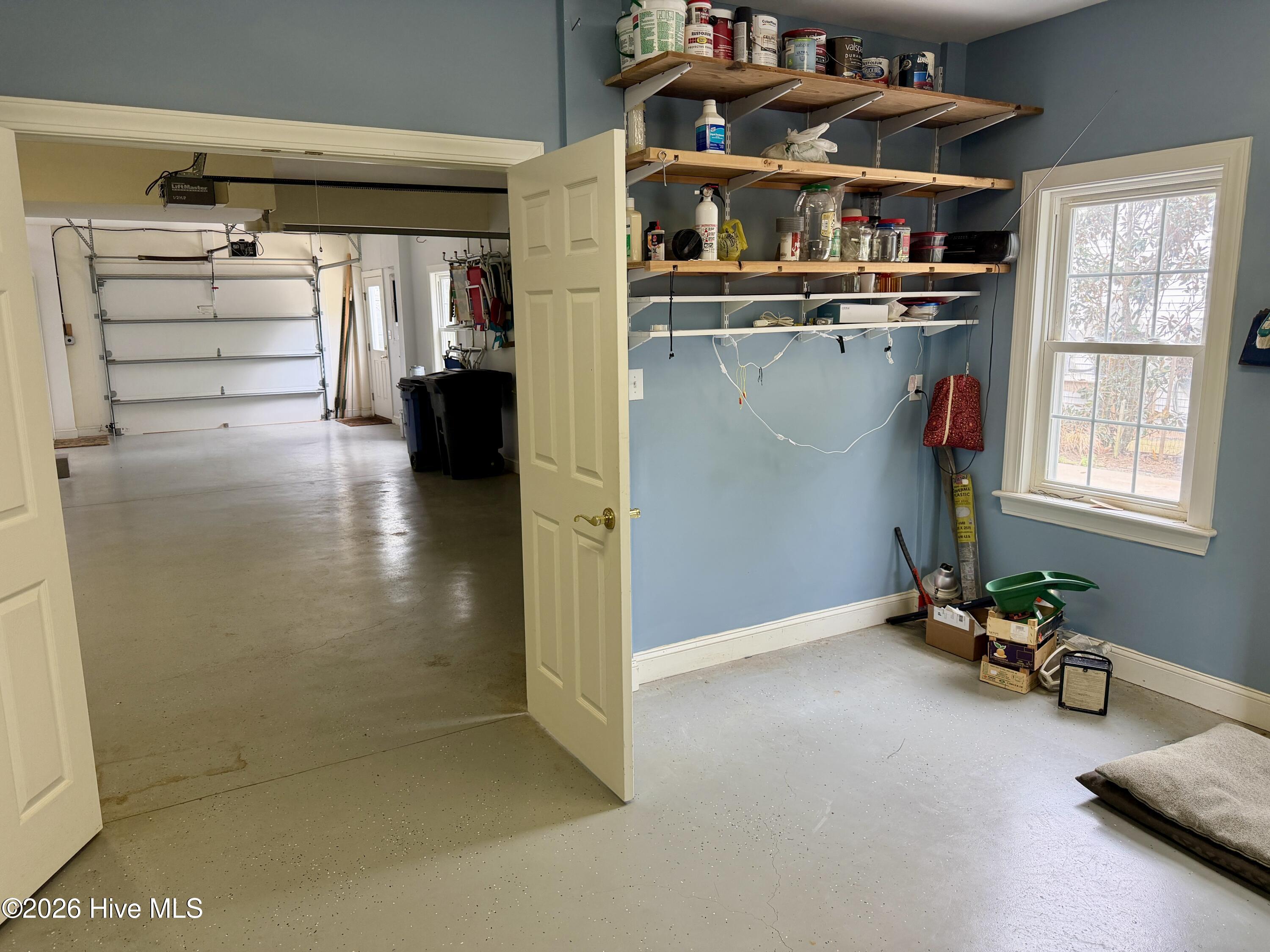 312 Lord Berkeley Drive Property Photo 45