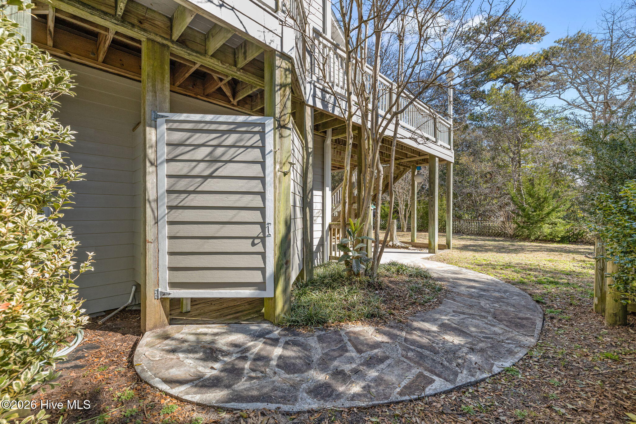 312 Lord Berkeley Drive Property Photo 53