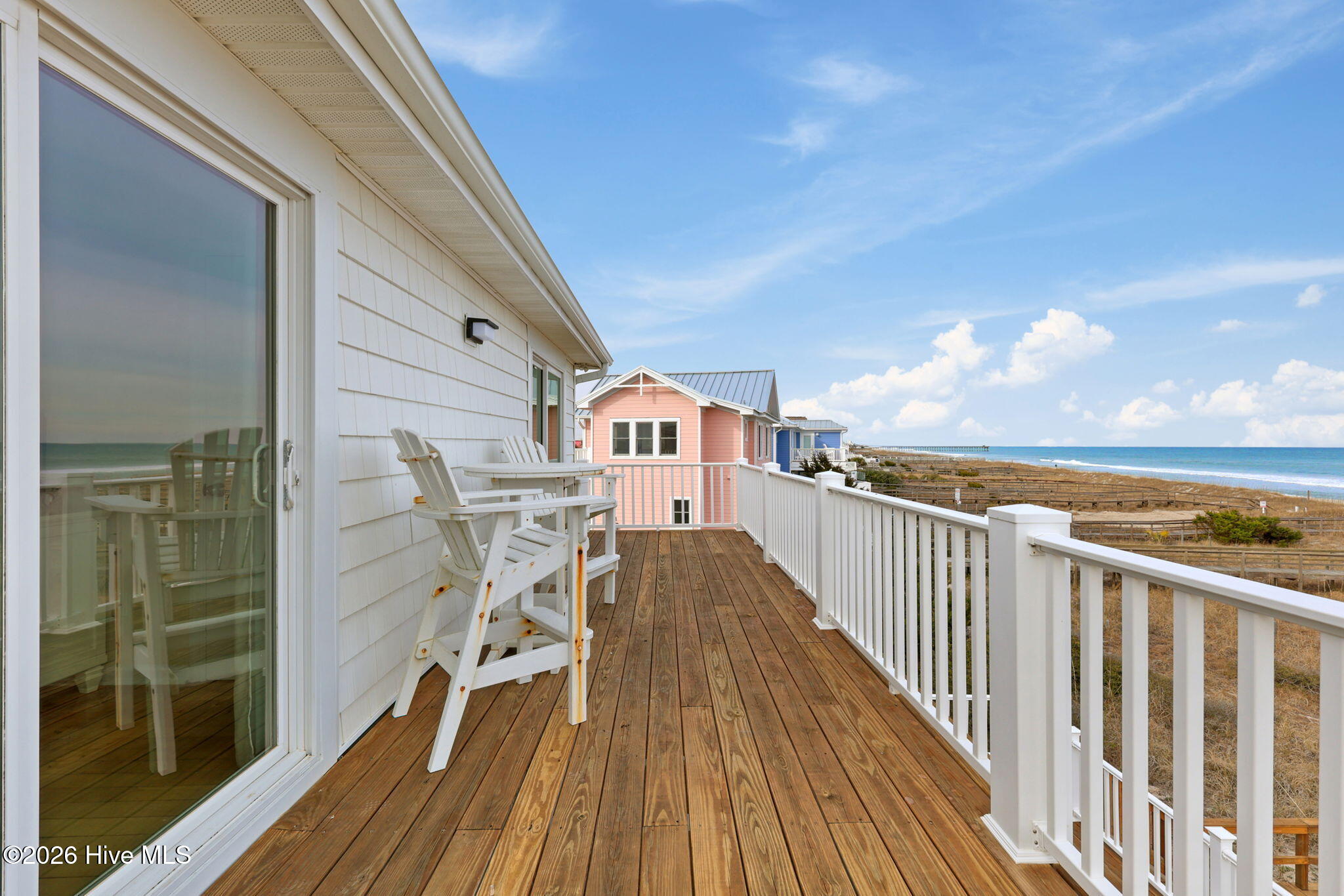 813 Fort Fisher Boulevard S Property Photo 12