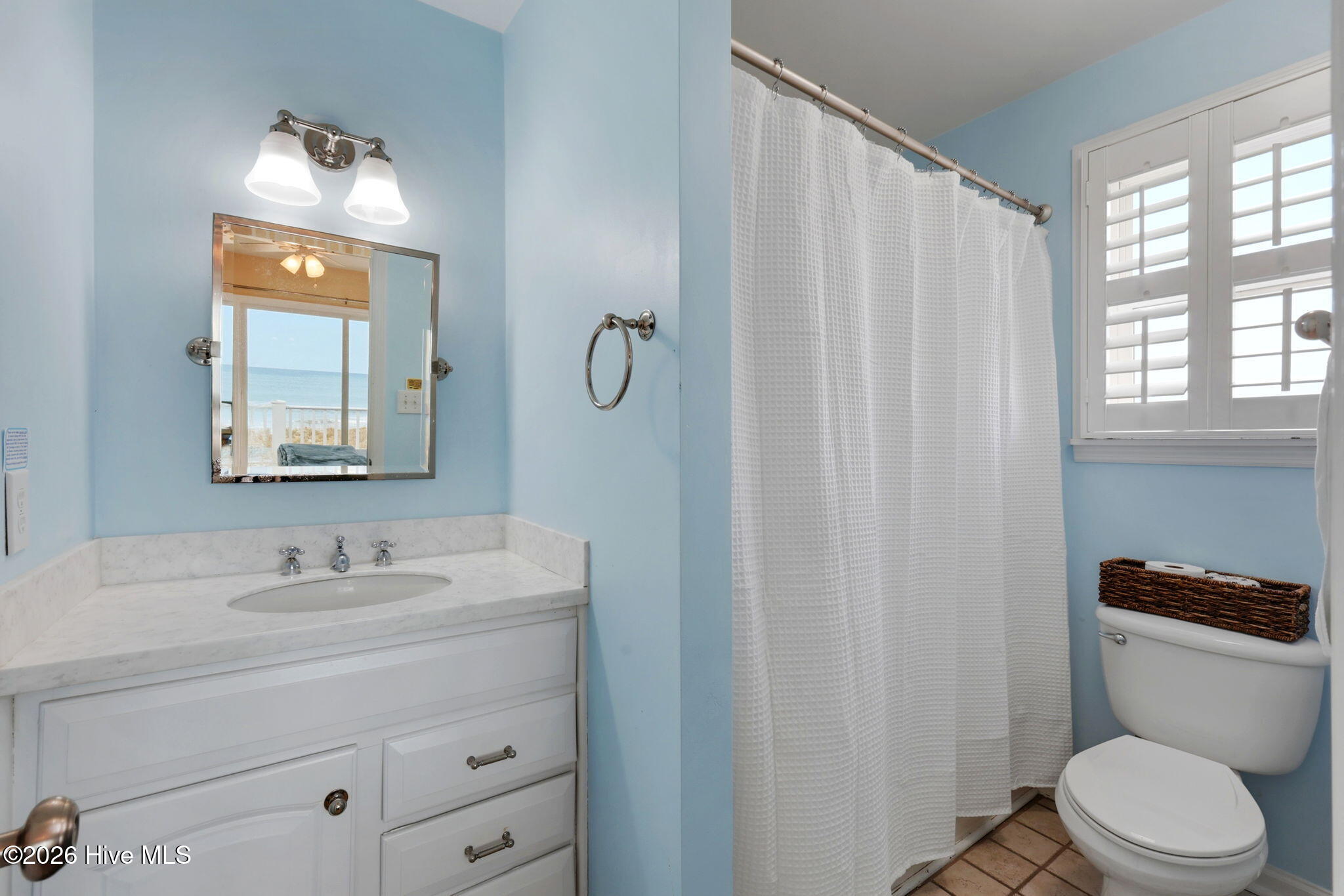813 Fort Fisher Boulevard S Property Photo 32