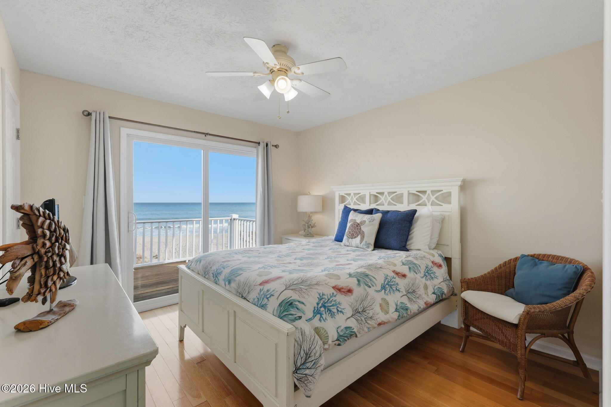 813 Fort Fisher Boulevard S Property Photo 33