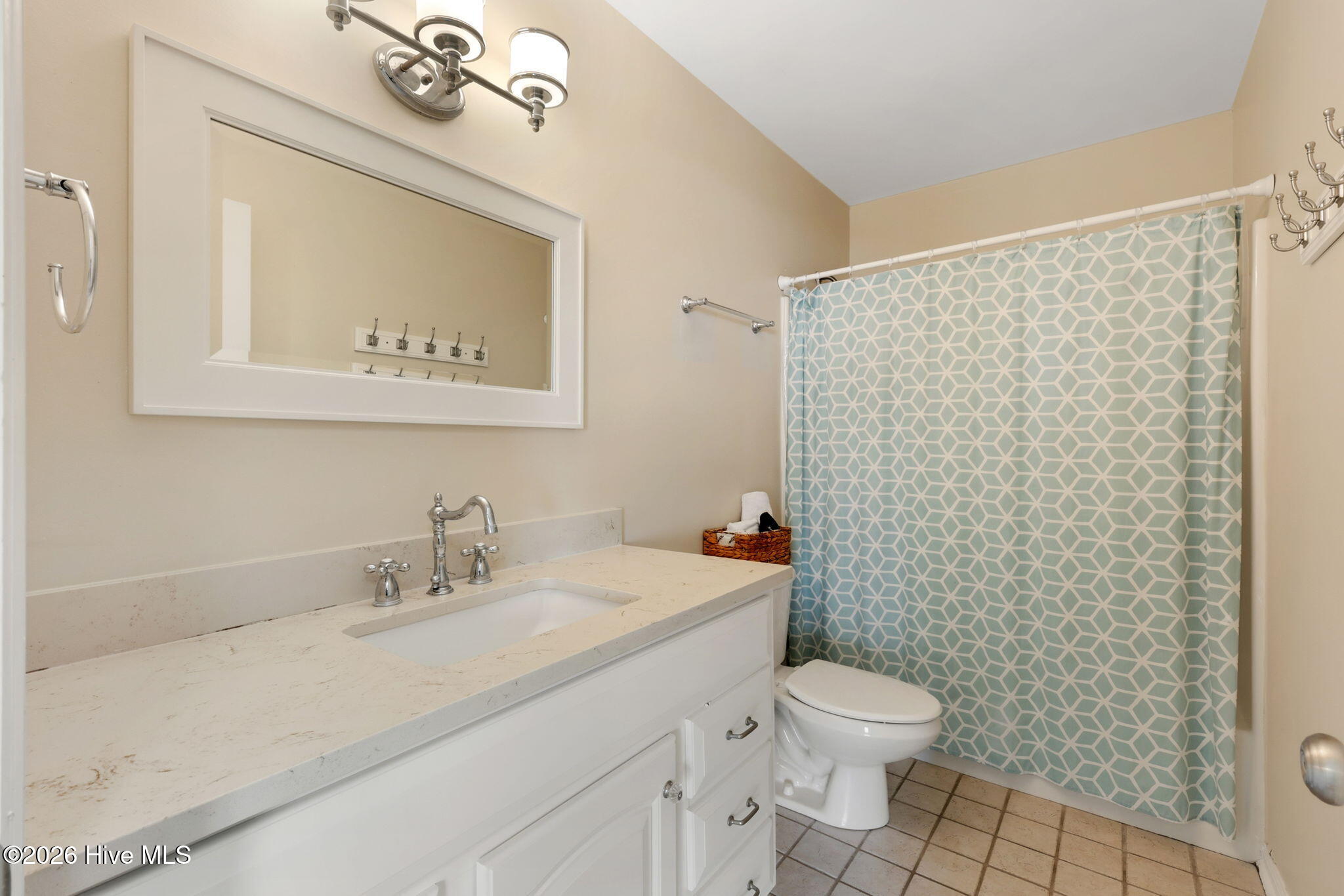 813 Fort Fisher Boulevard S Property Photo 35