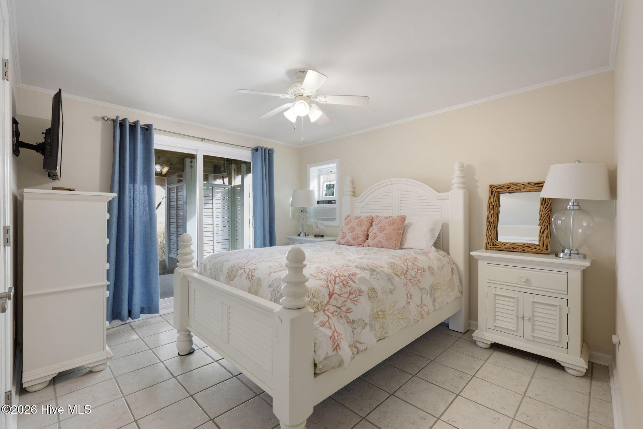 813 Fort Fisher Boulevard S Property Photo 37