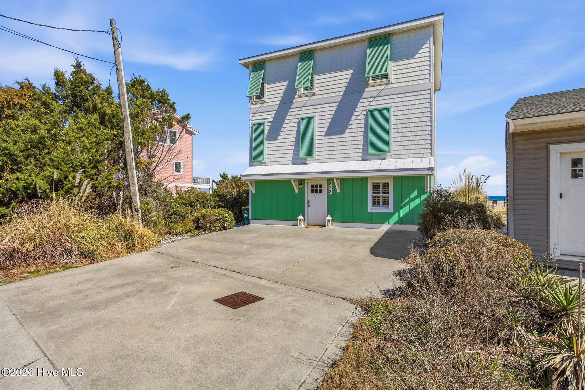 813 Fort Fisher Boulevard S Property Photo 43