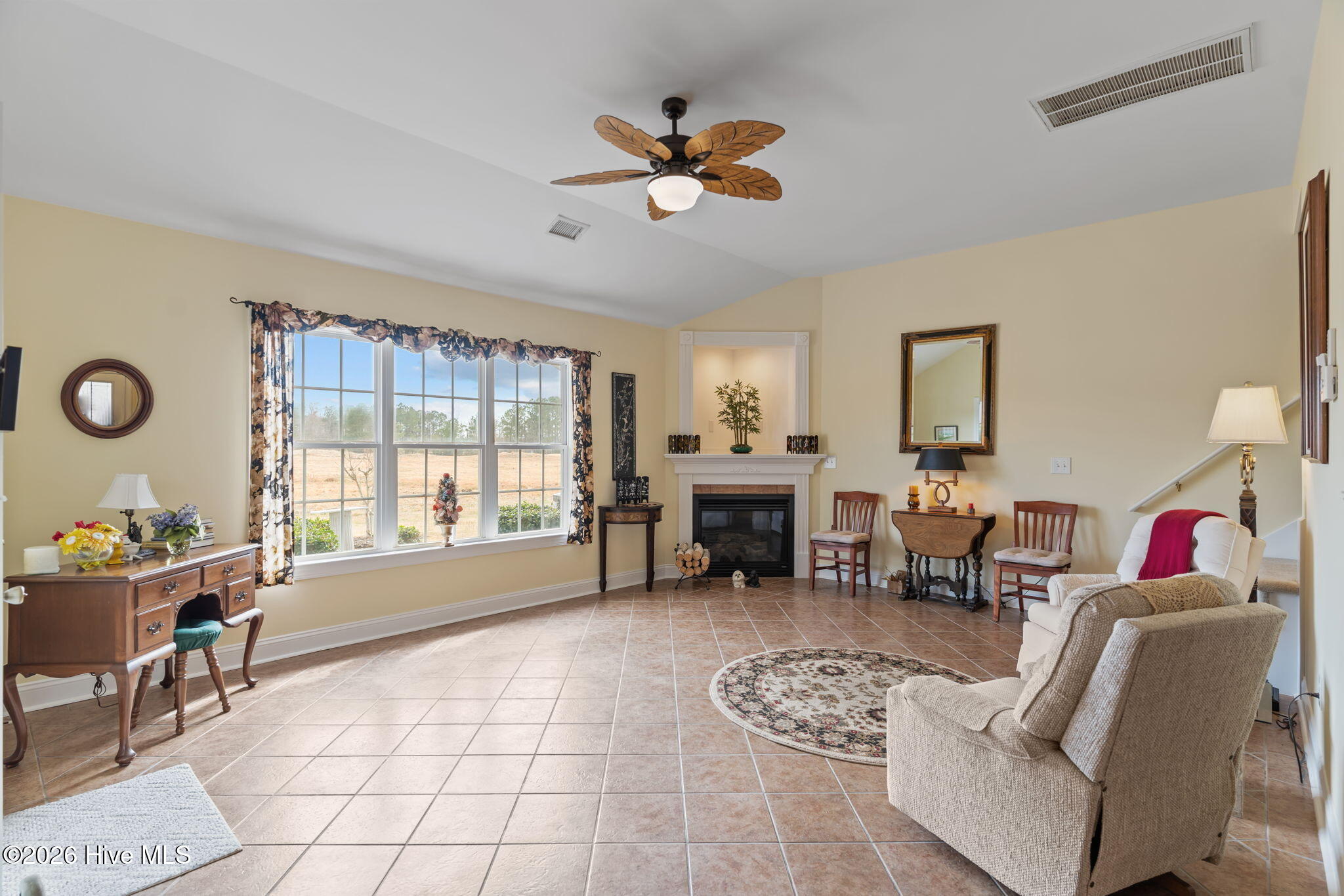 502b Castle Bay Drive Property Photo 17