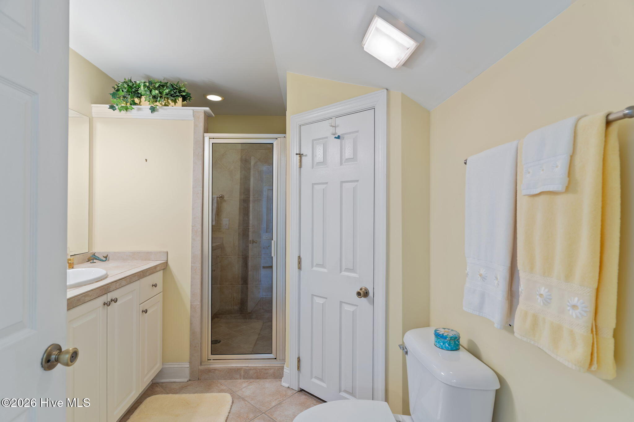 502b Castle Bay Drive Property Photo 25