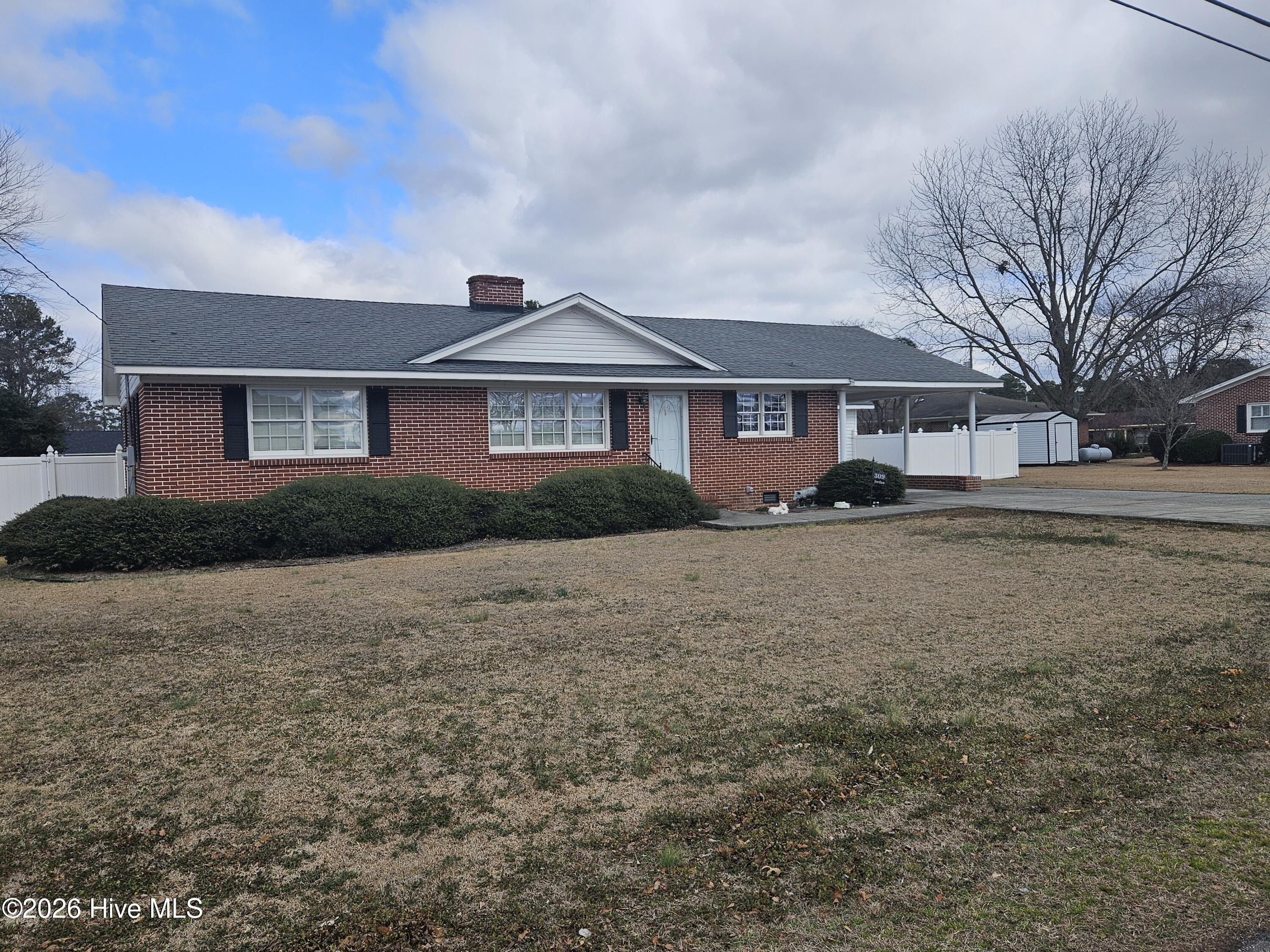 309 Fairfax Street Property Photo 2