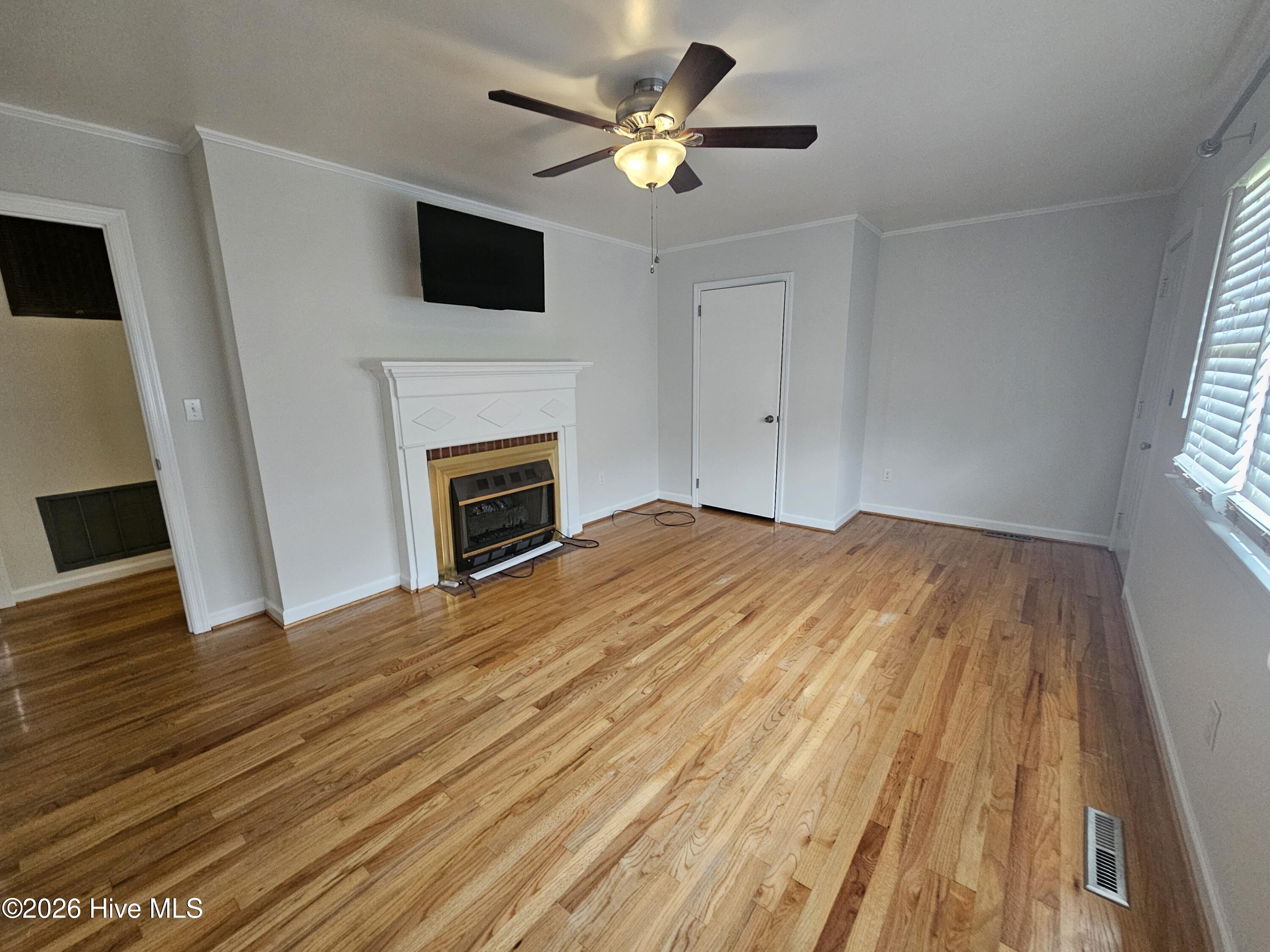 309 Fairfax Street Property Photo 19