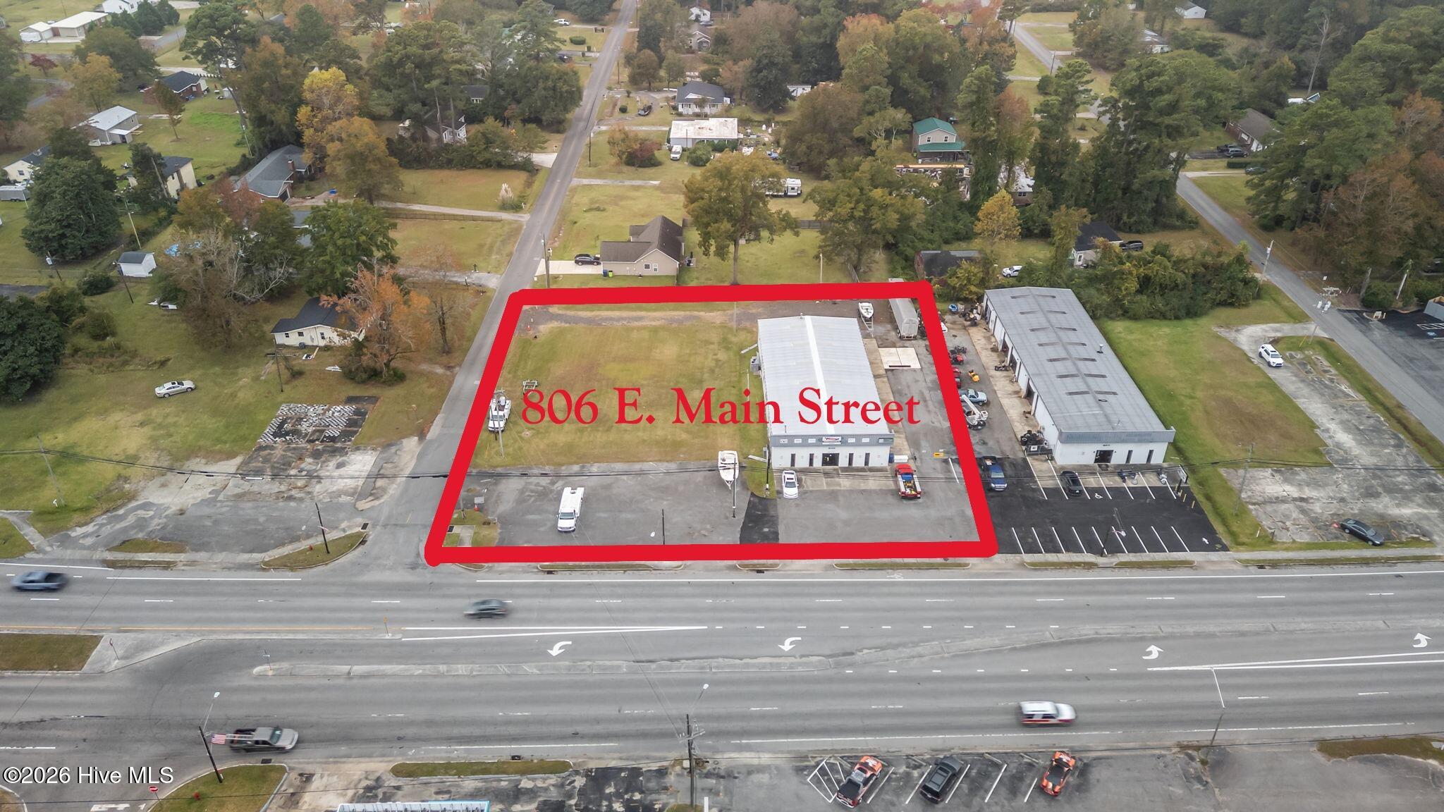 806 E Main Street Property Photo 1