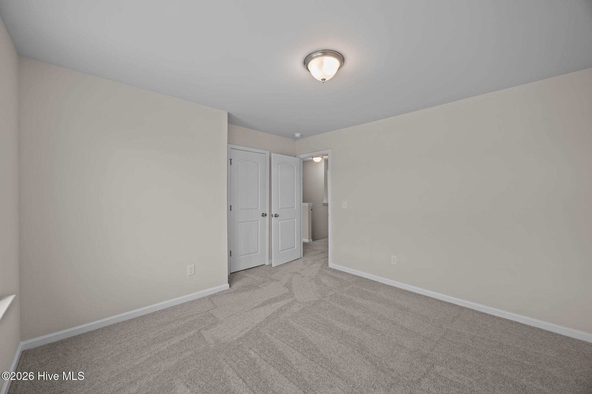 107 W Highland Avenue Property Photo 18