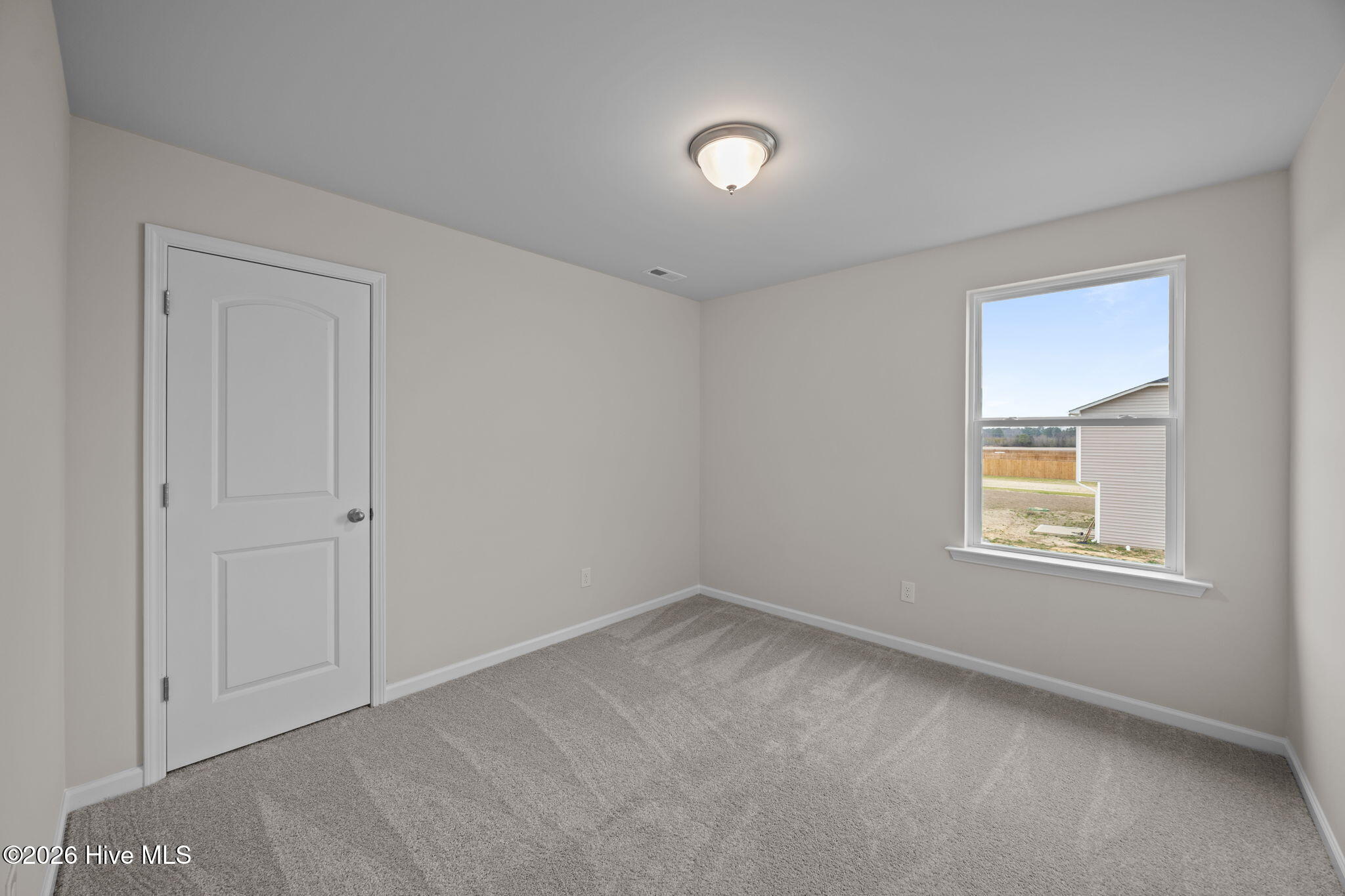 107 W Highland Avenue Property Photo 21
