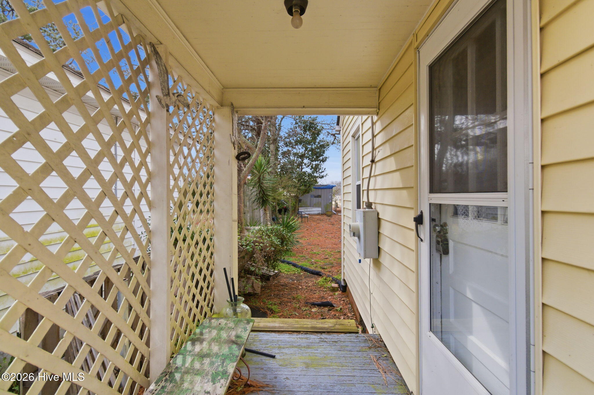409 Perry Street Property Photo 5