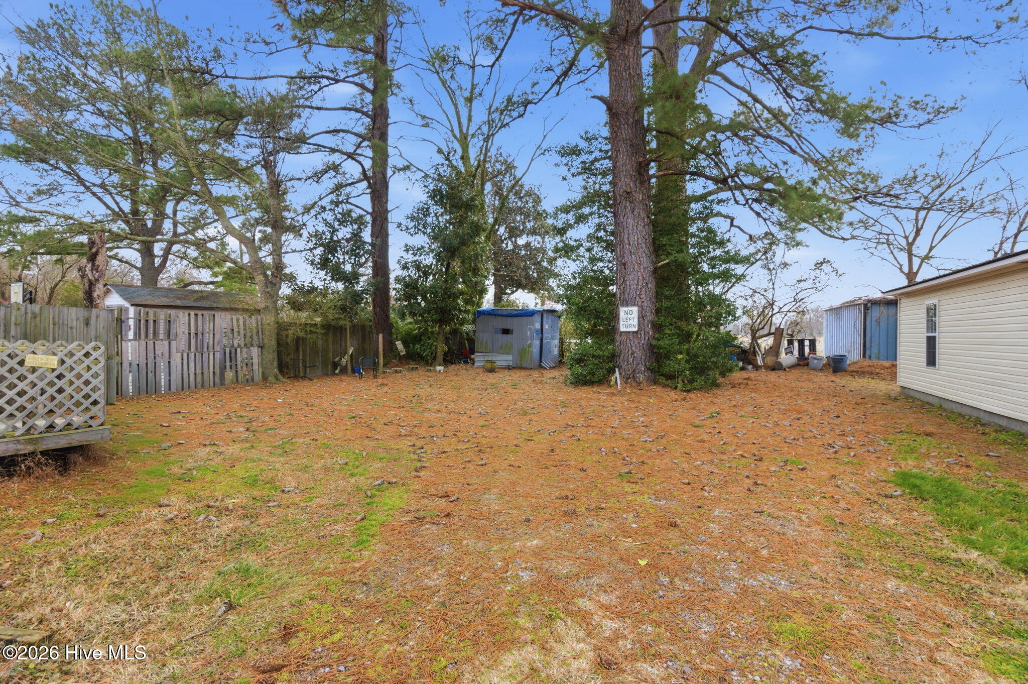 409 Perry Street Property Photo 12
