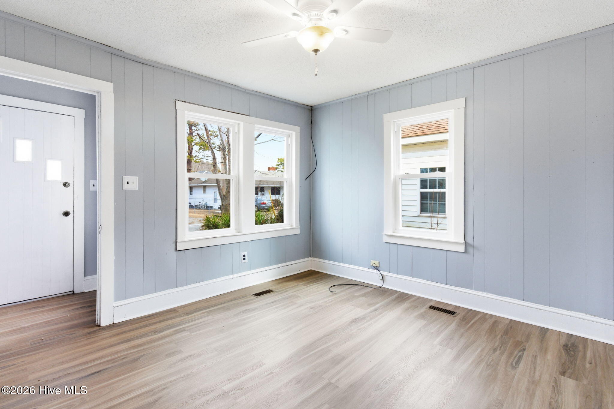 409 Perry Street Property Photo 14