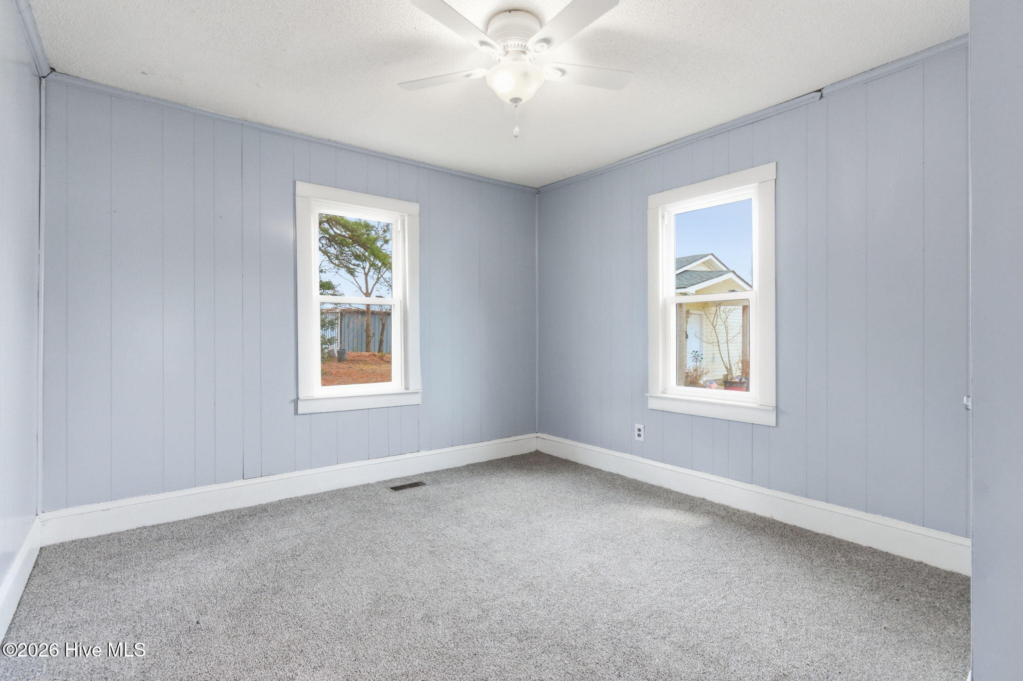 409 Perry Street Property Photo 23