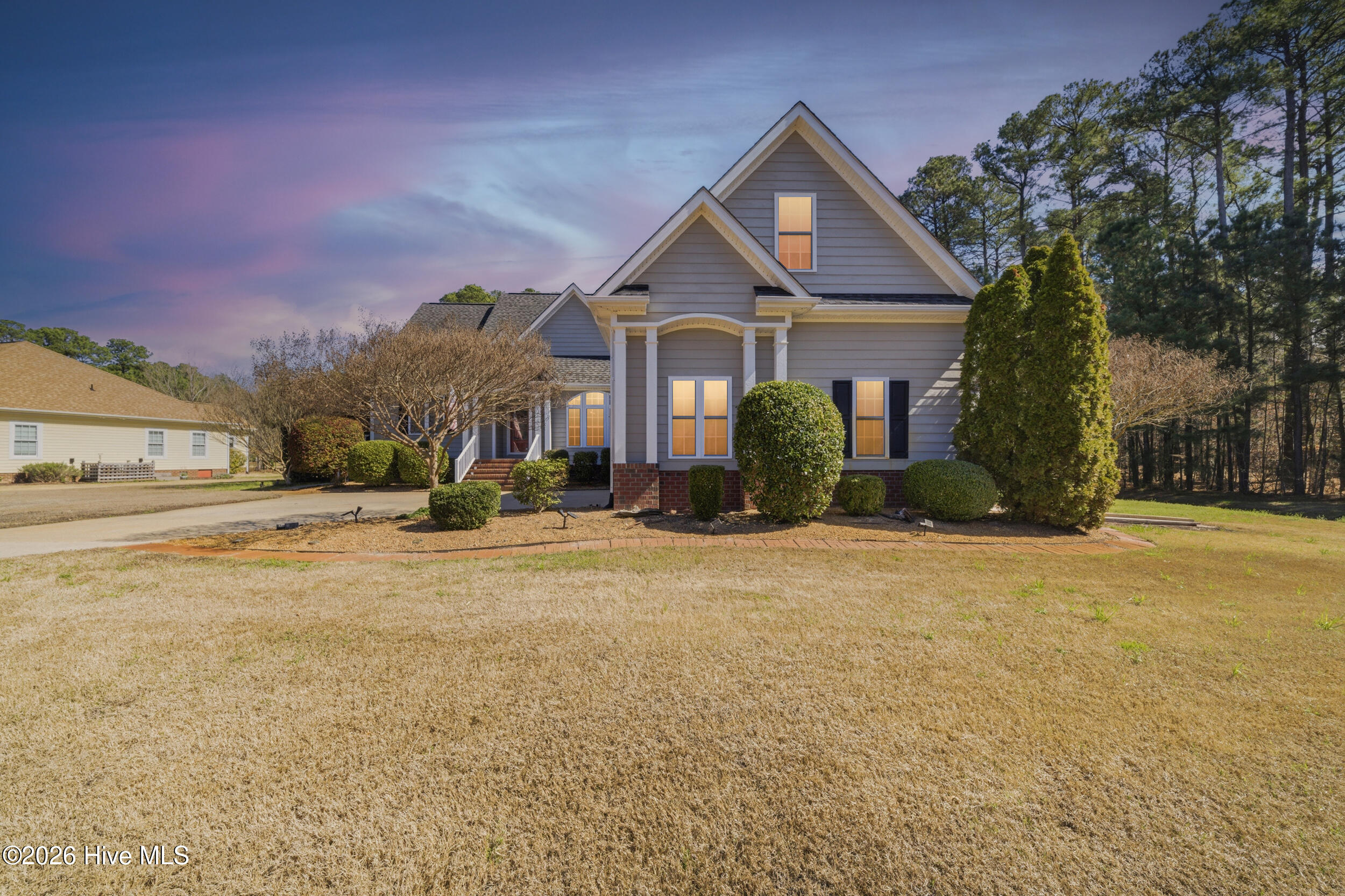 135 Meherrin River Drive Property Photo 4
