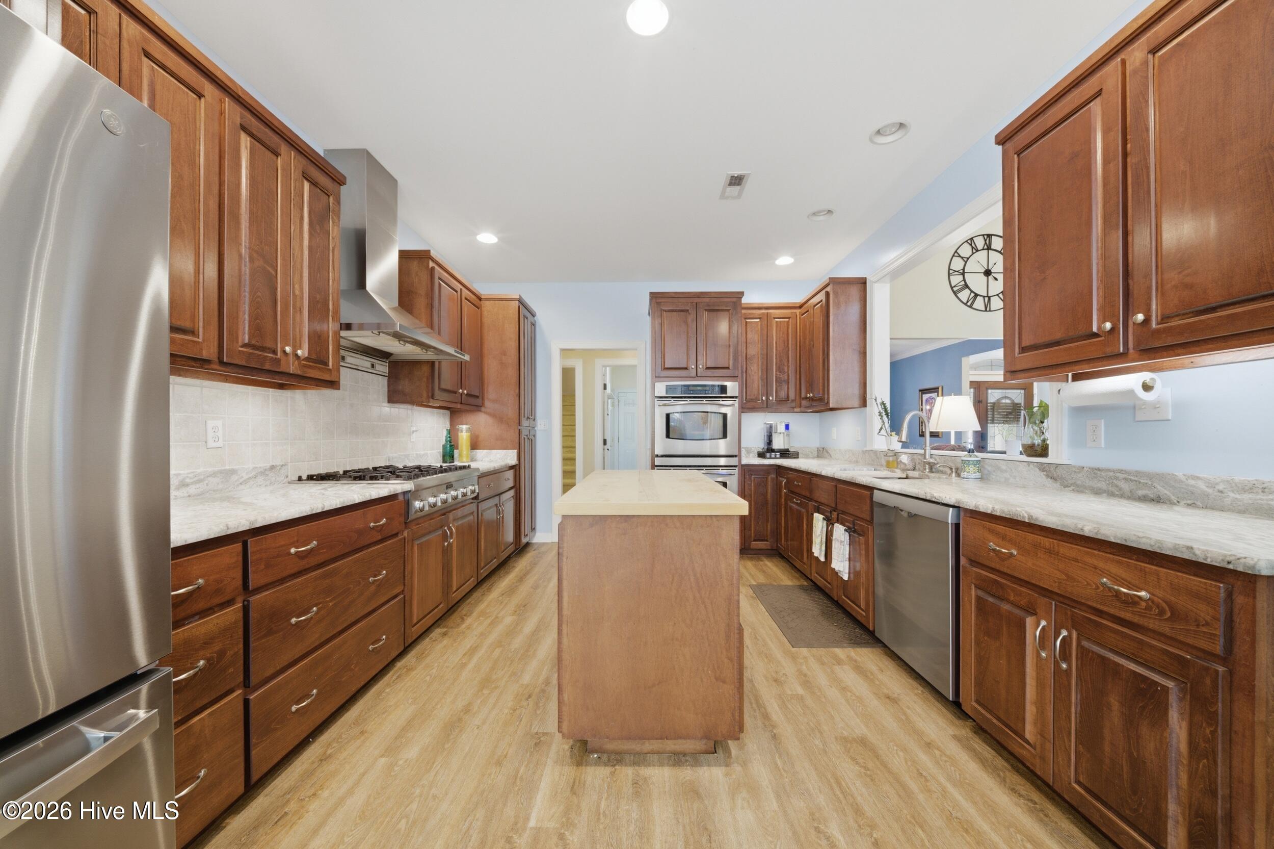 135 Meherrin River Drive Property Photo 18