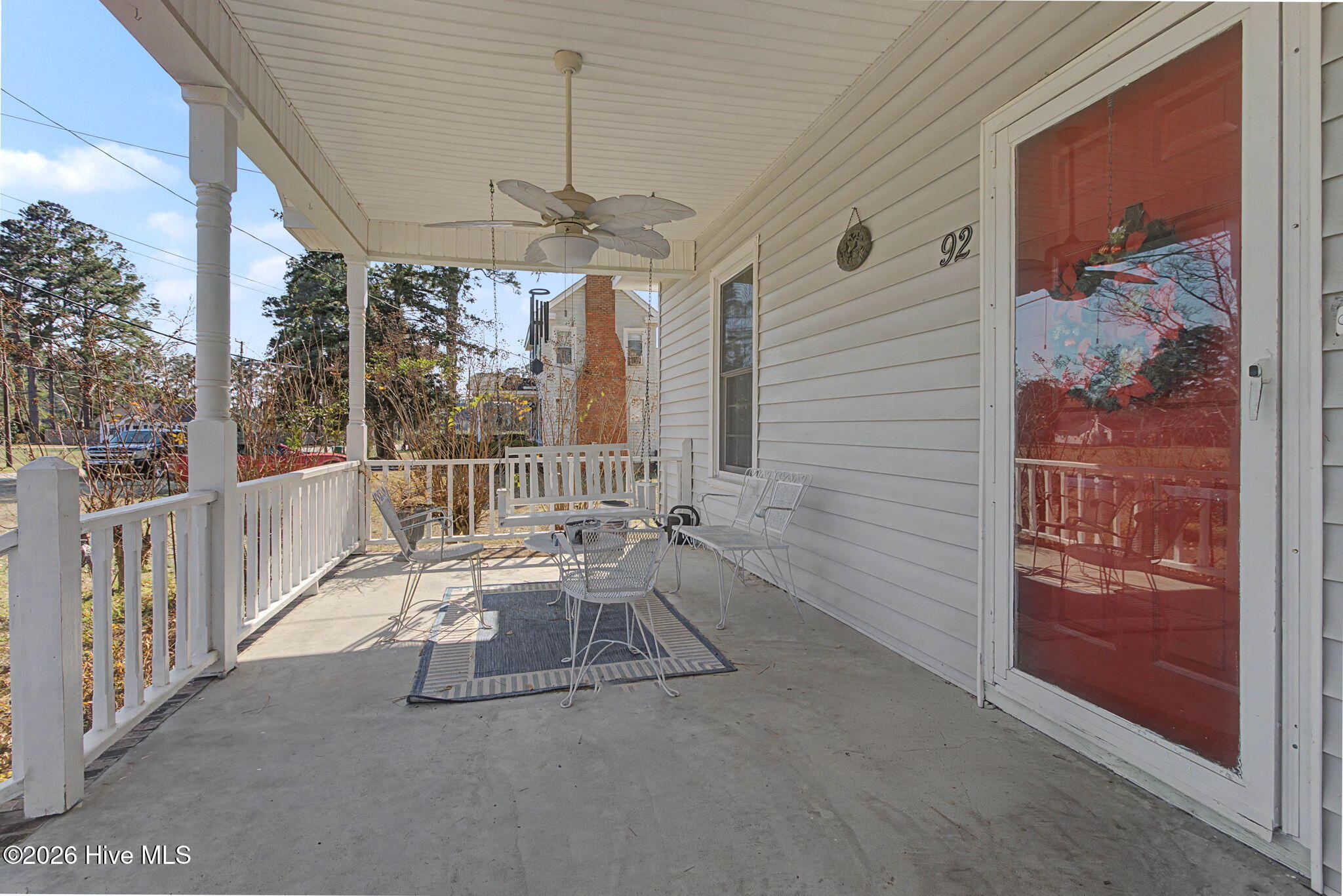 92 S Elm Street Property Photo 4