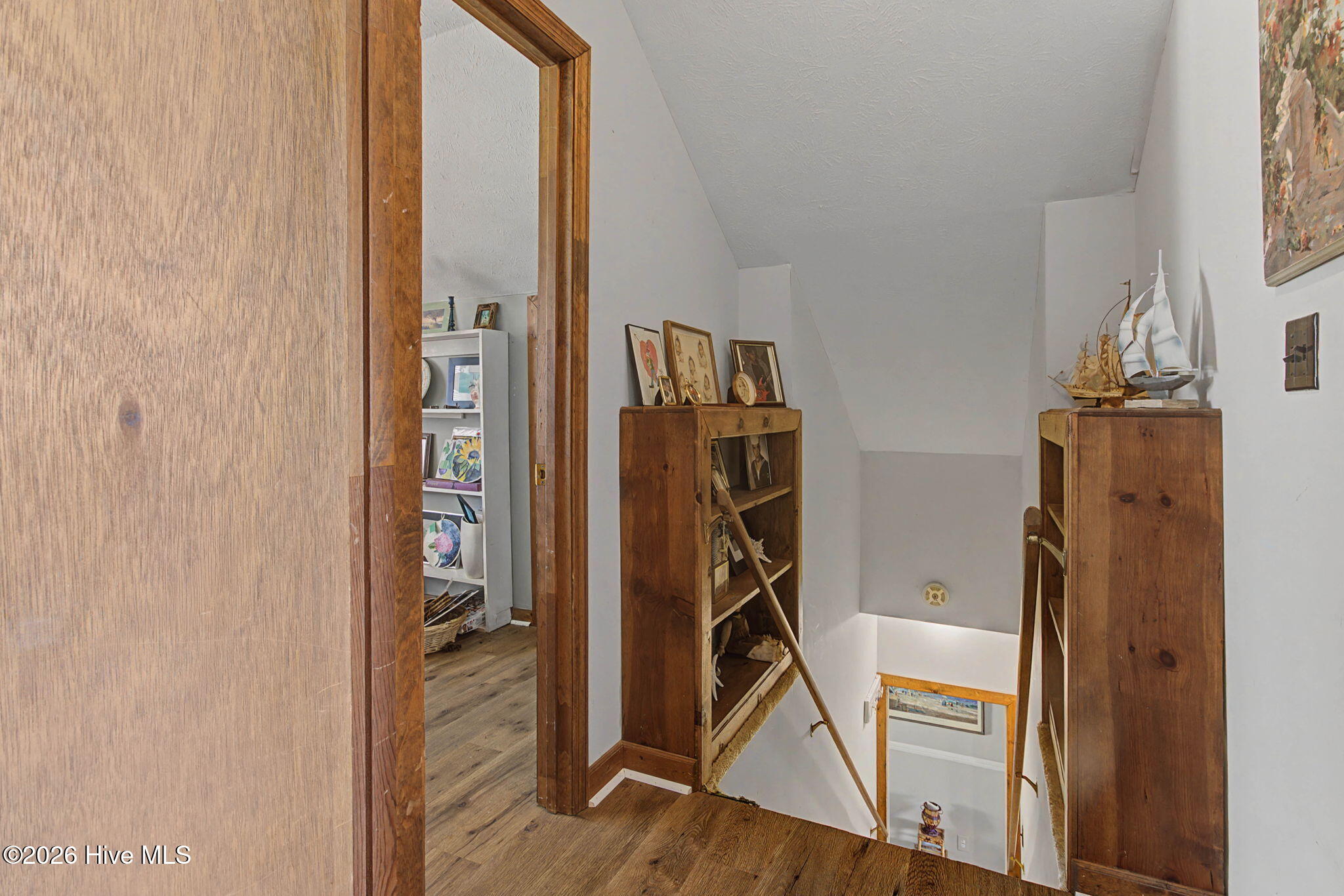 92 S Elm Street Property Photo 24