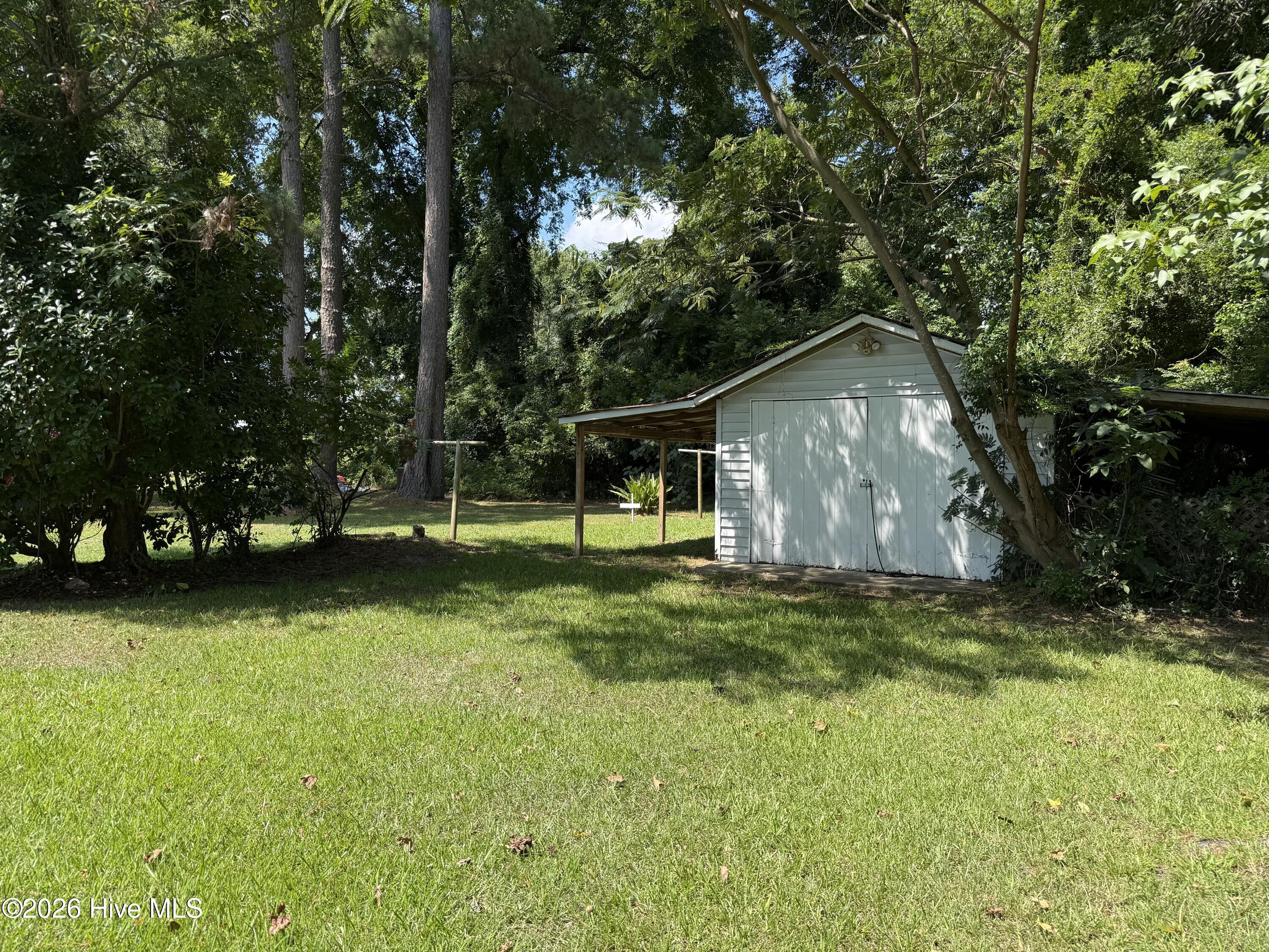 92 S Elm Street Property Photo 32