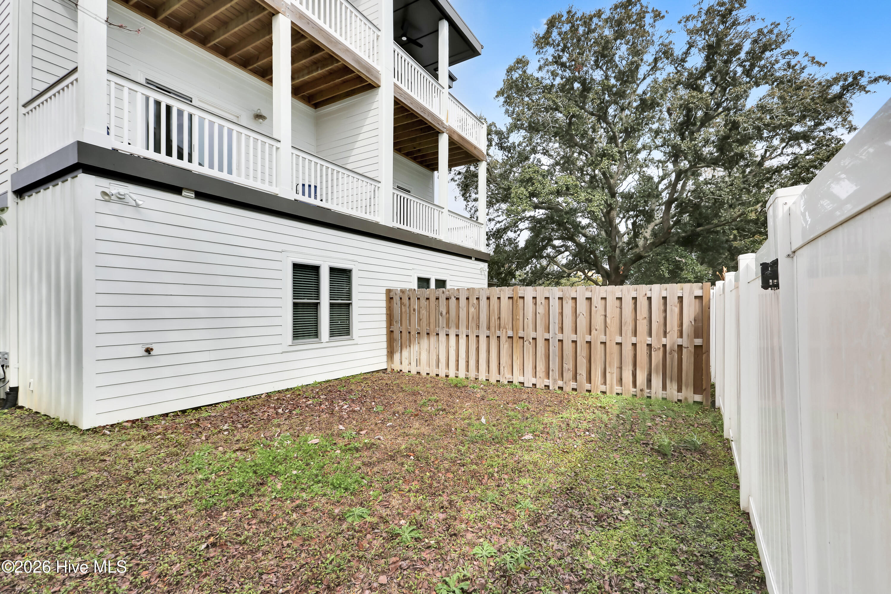 1407 Searay Lane Unit 2 Property Photo 36