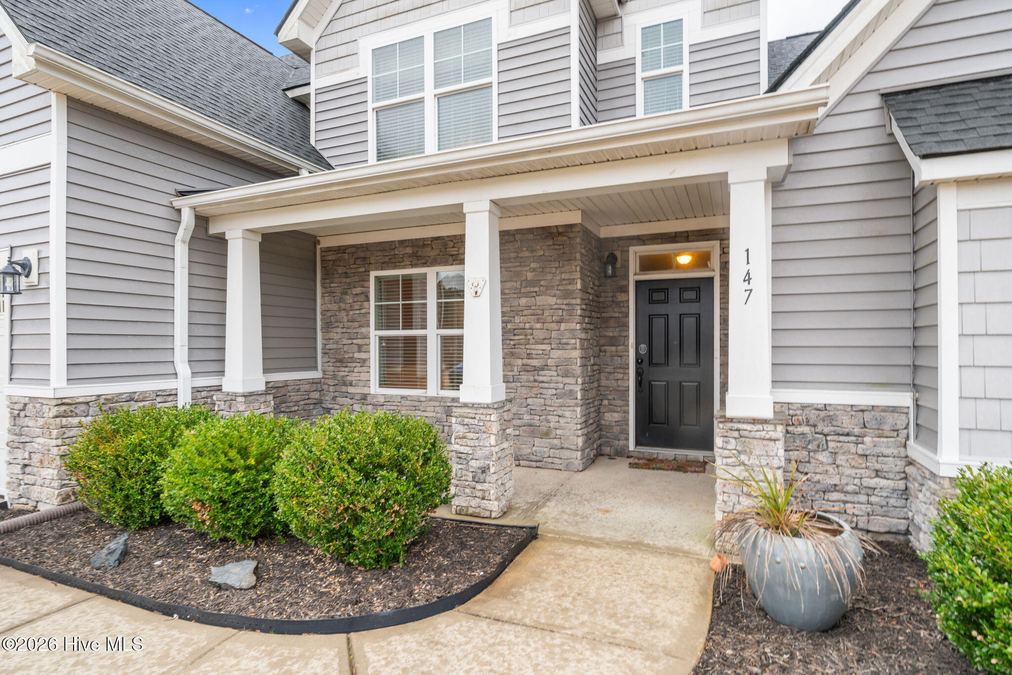 147 Farmhouse Lane Property Photo 3