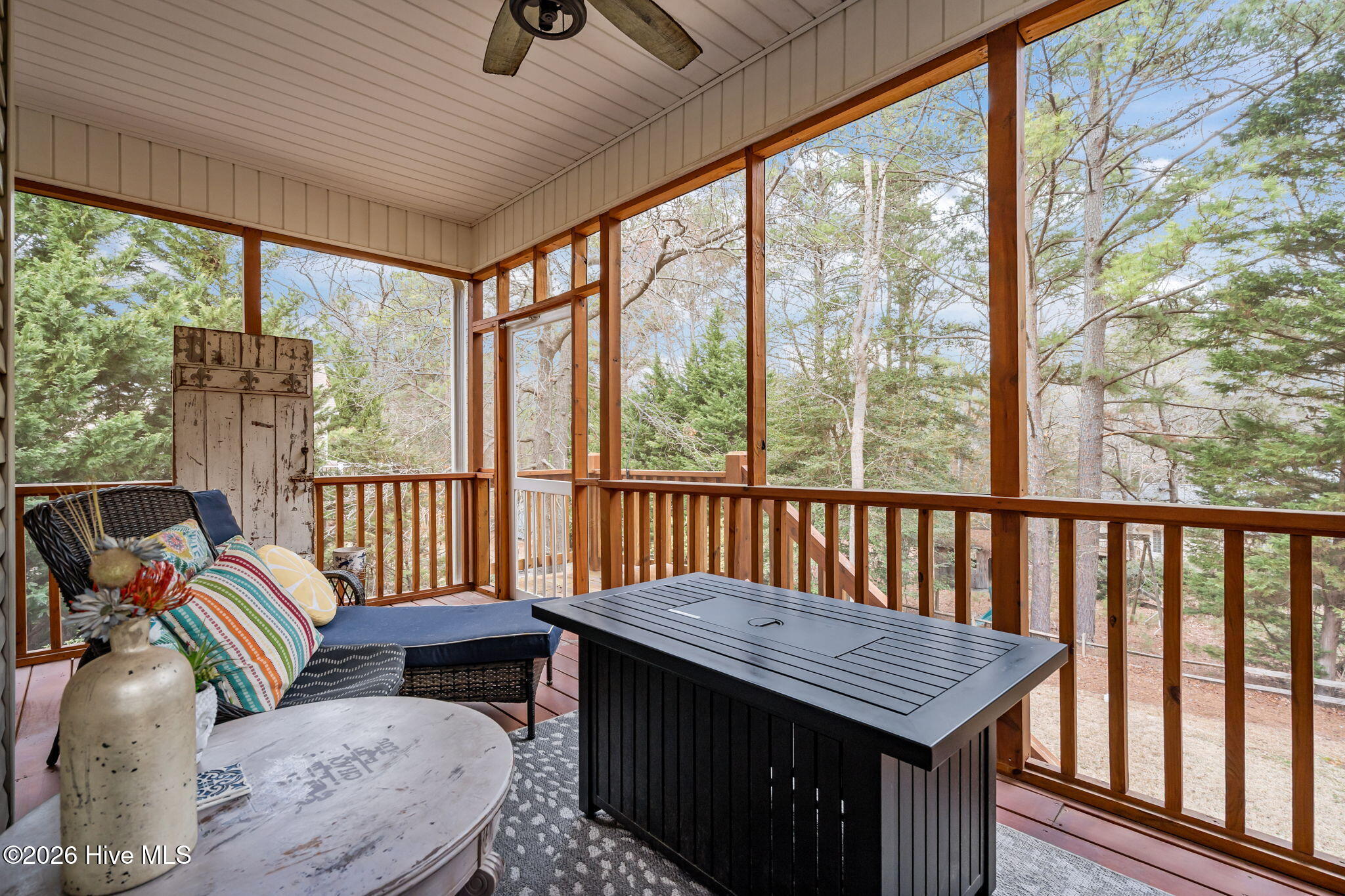 220 Sugar Pine Drive Property Photo 32