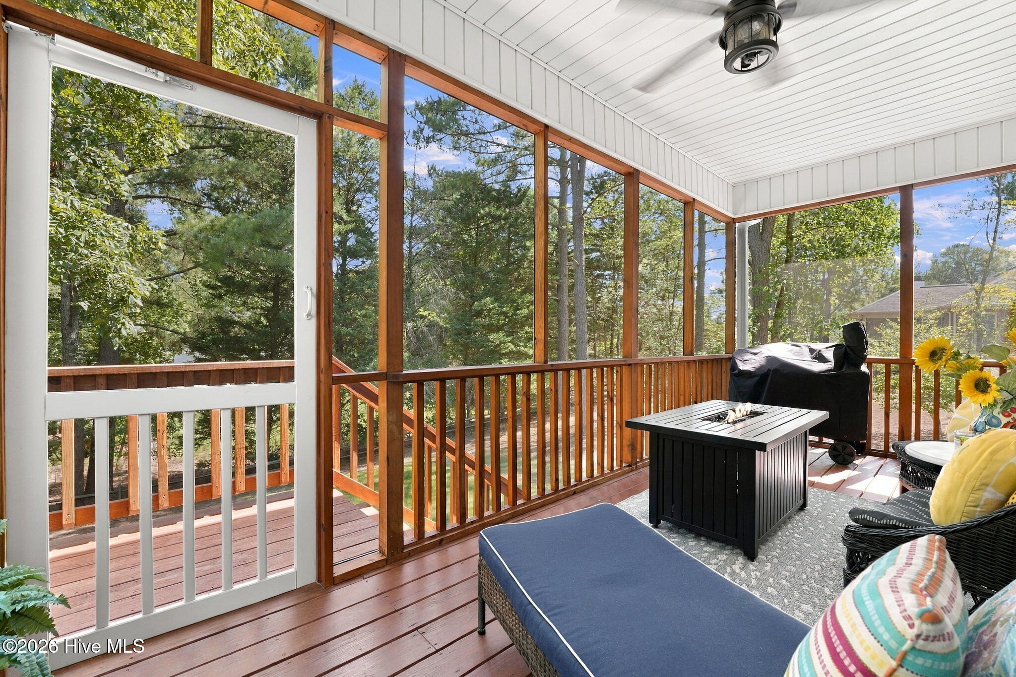 220 Sugar Pine Drive Property Photo 33