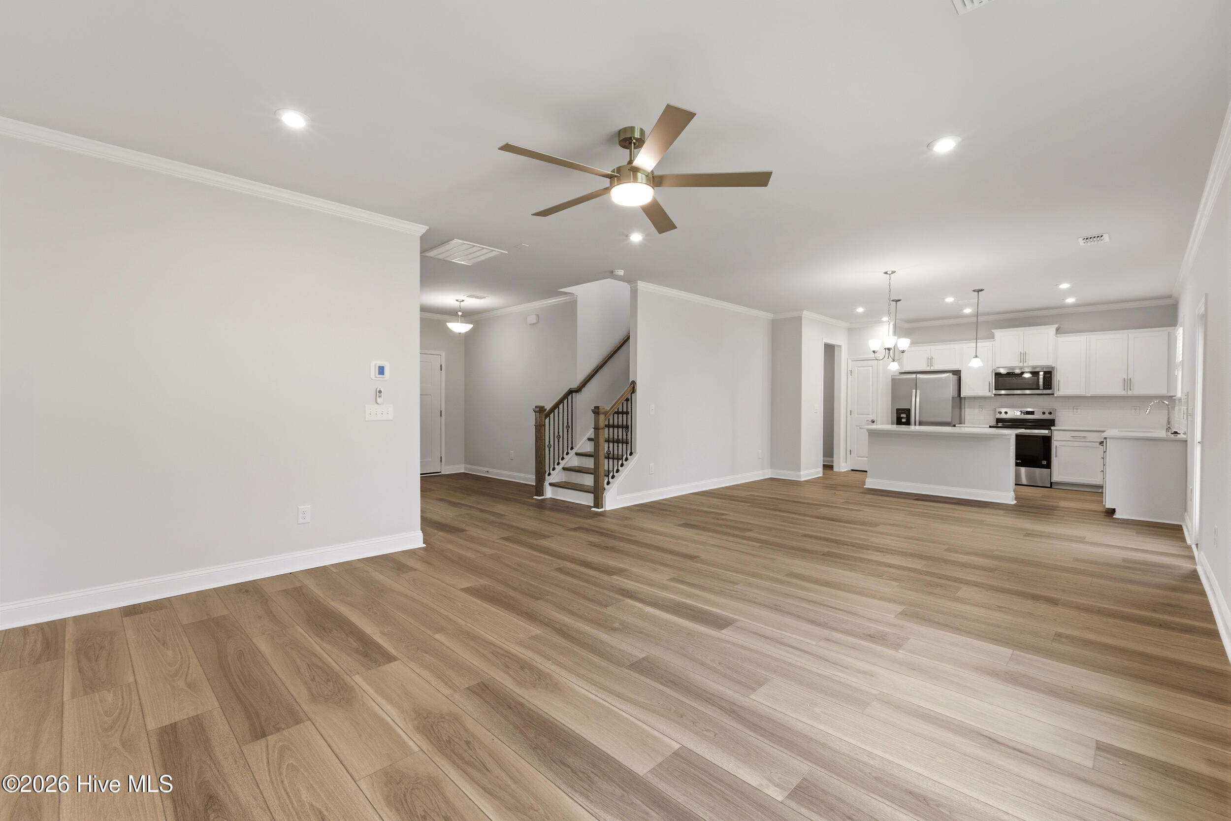 408 La Mer Loop Property Photo 11