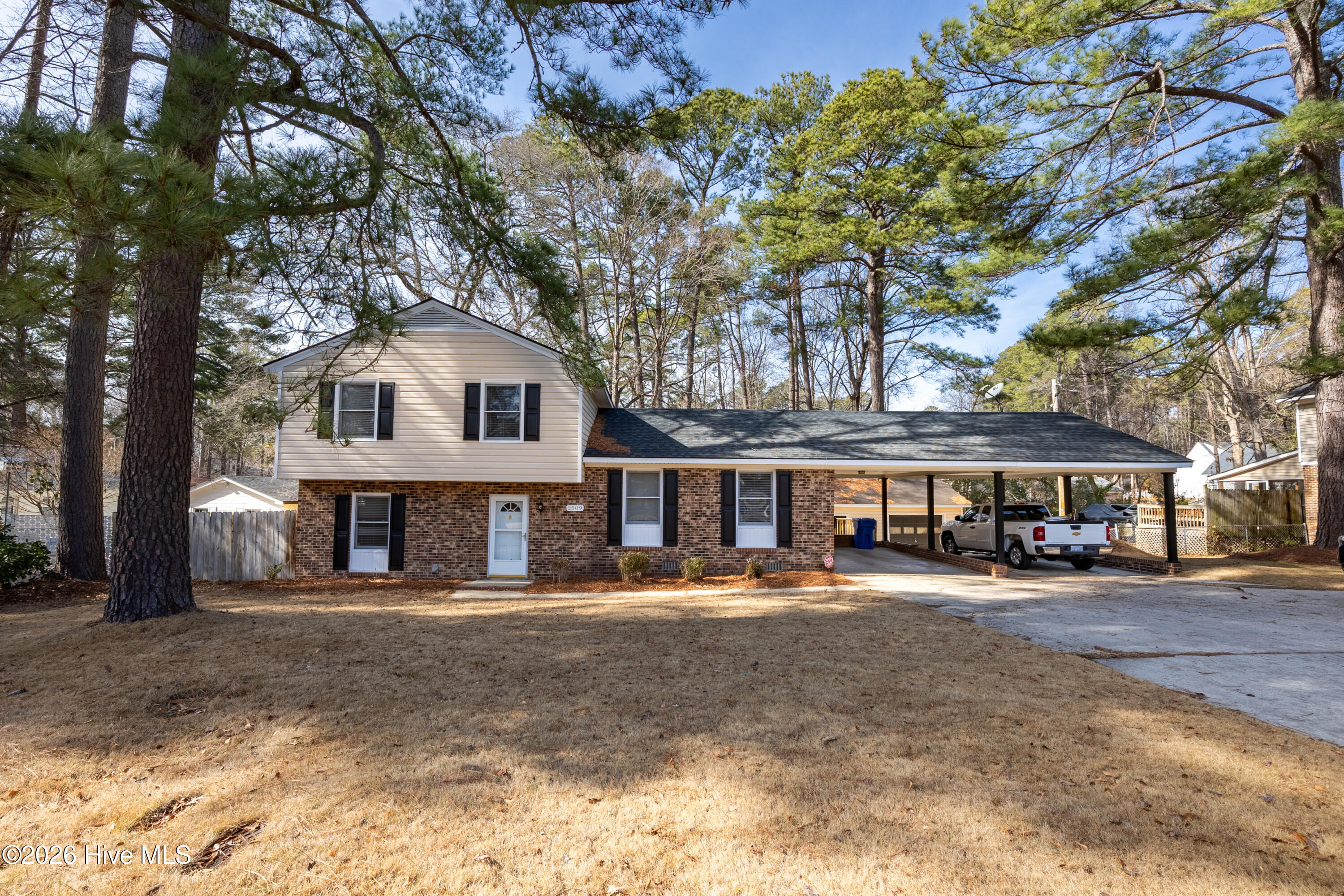2509 Ward Boulevard Property Photo 1