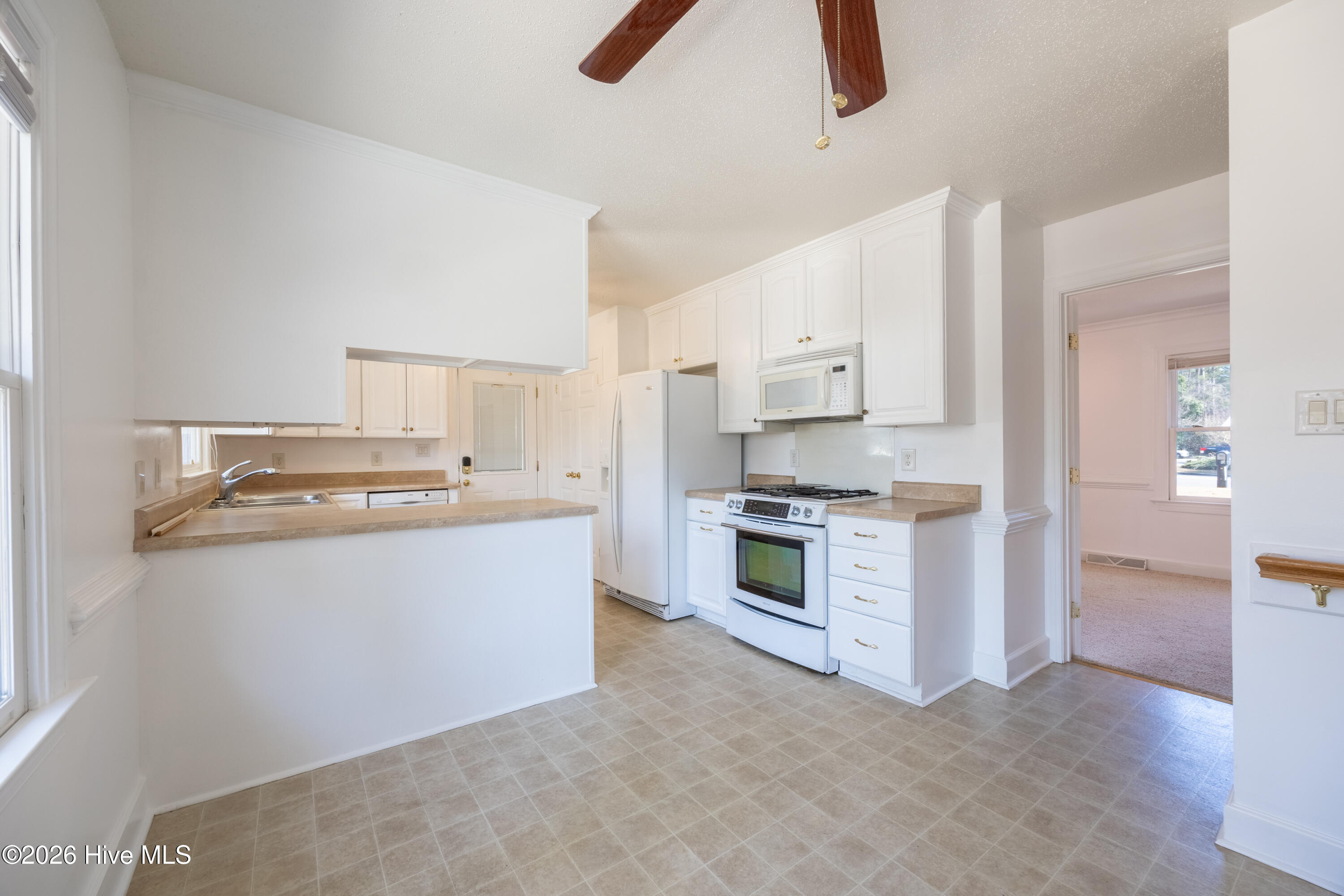 2509 Ward Boulevard Property Photo 7