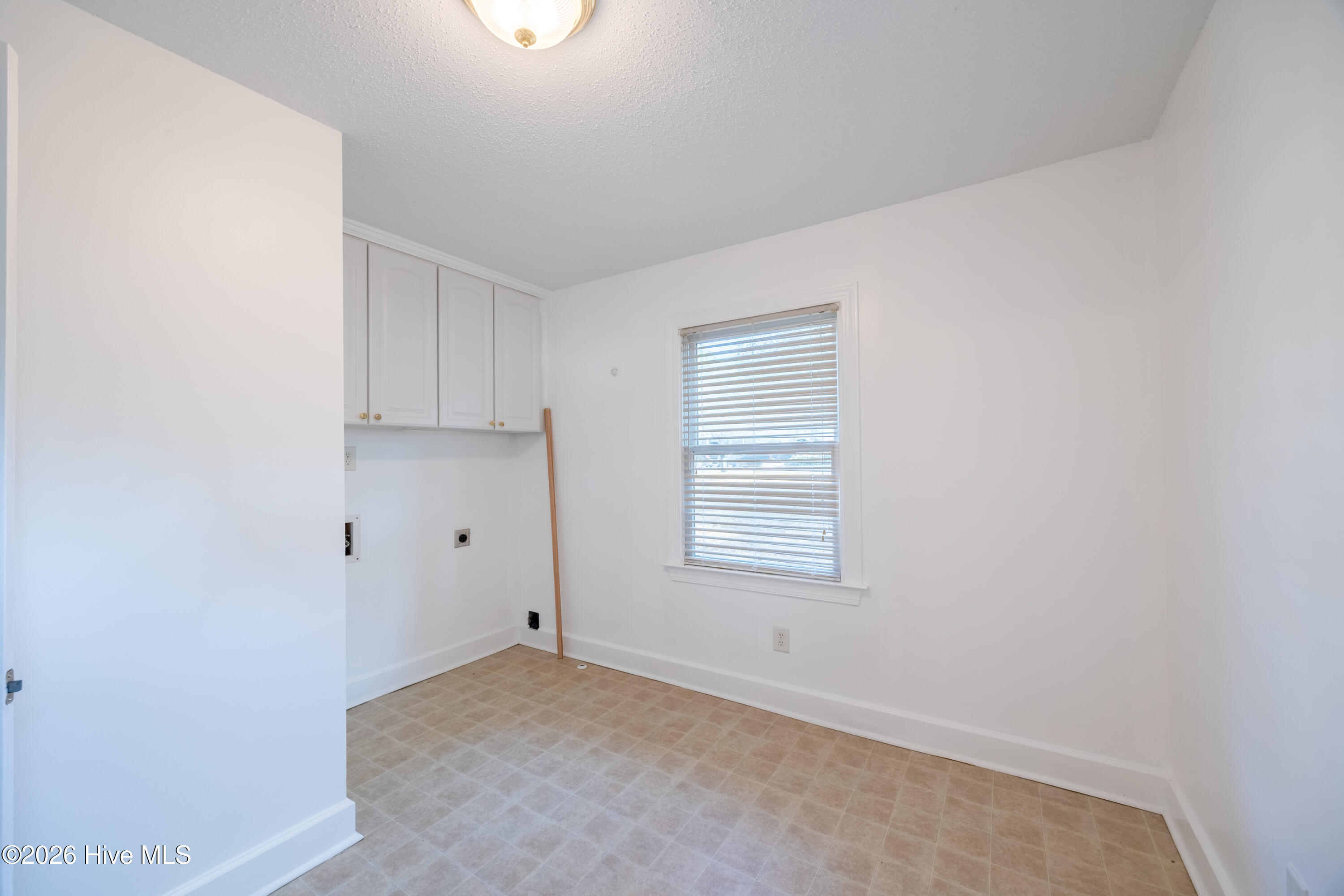 2509 Ward Boulevard Property Photo 14