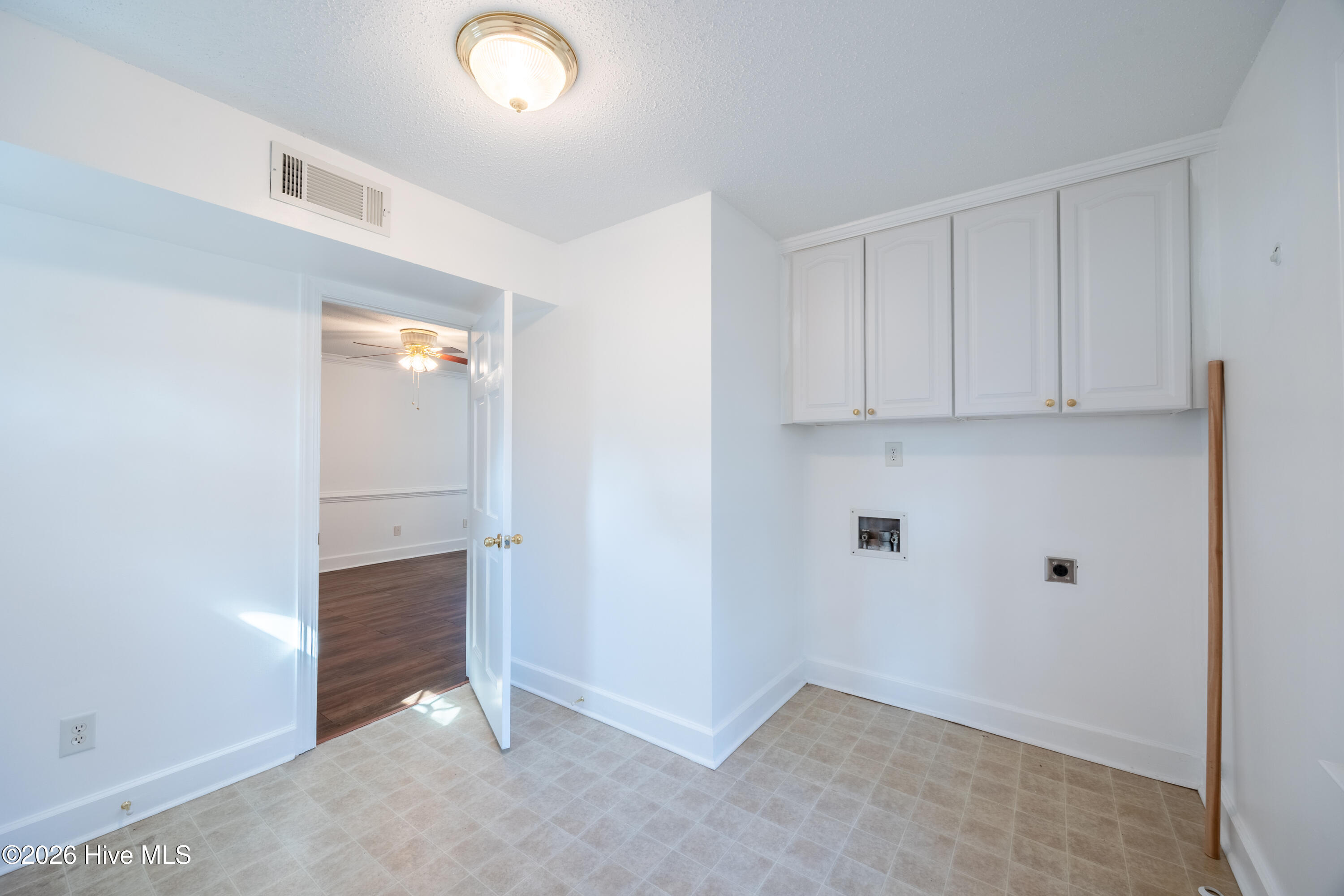 2509 Ward Boulevard Property Photo 15