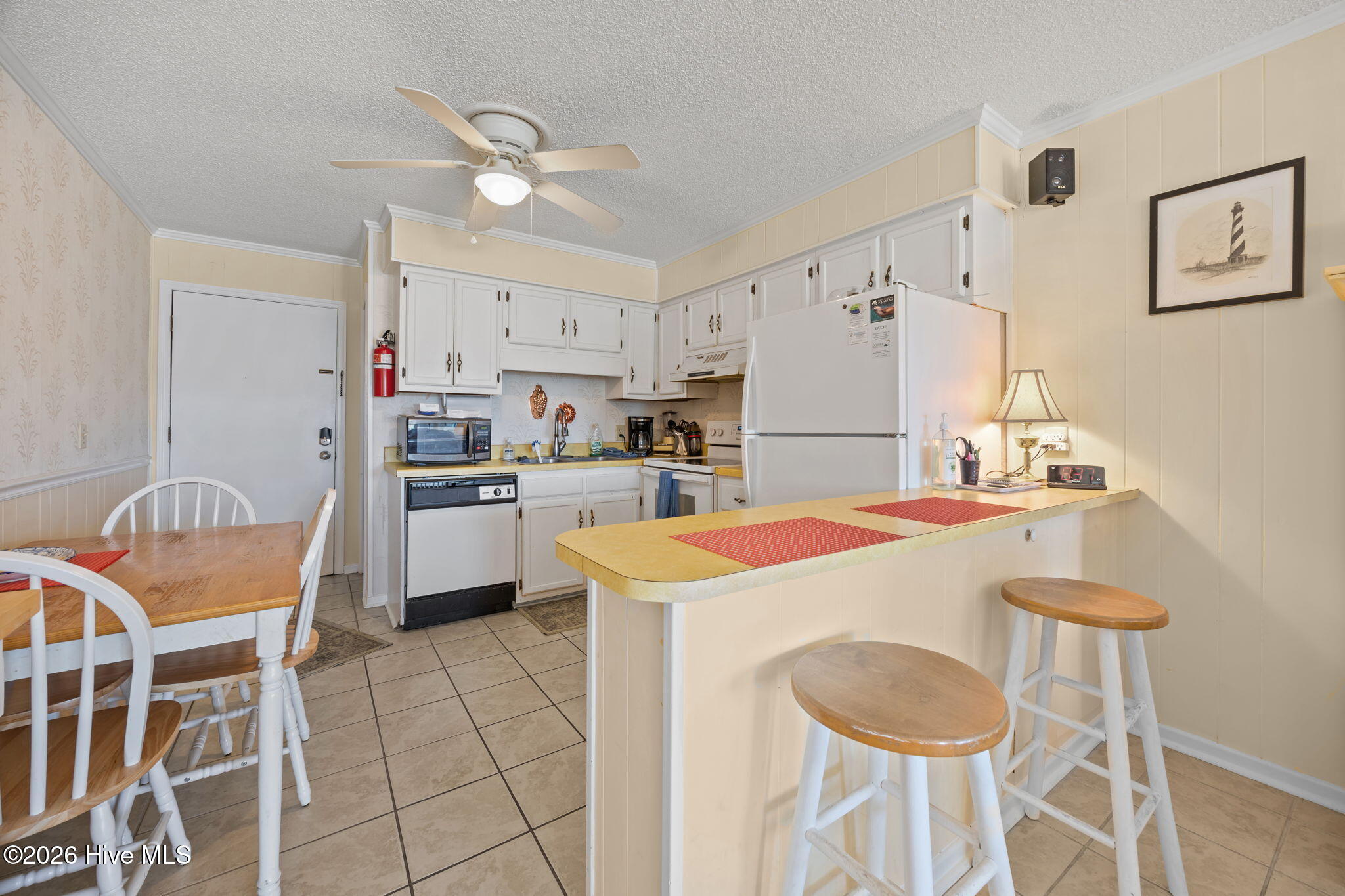 301 Commerce Way E 205 Property Photo 6