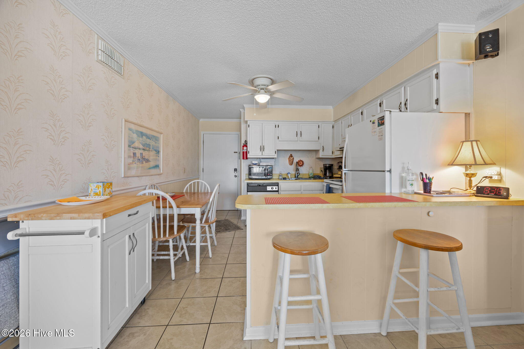 301 Commerce Way E 205 Property Photo 8
