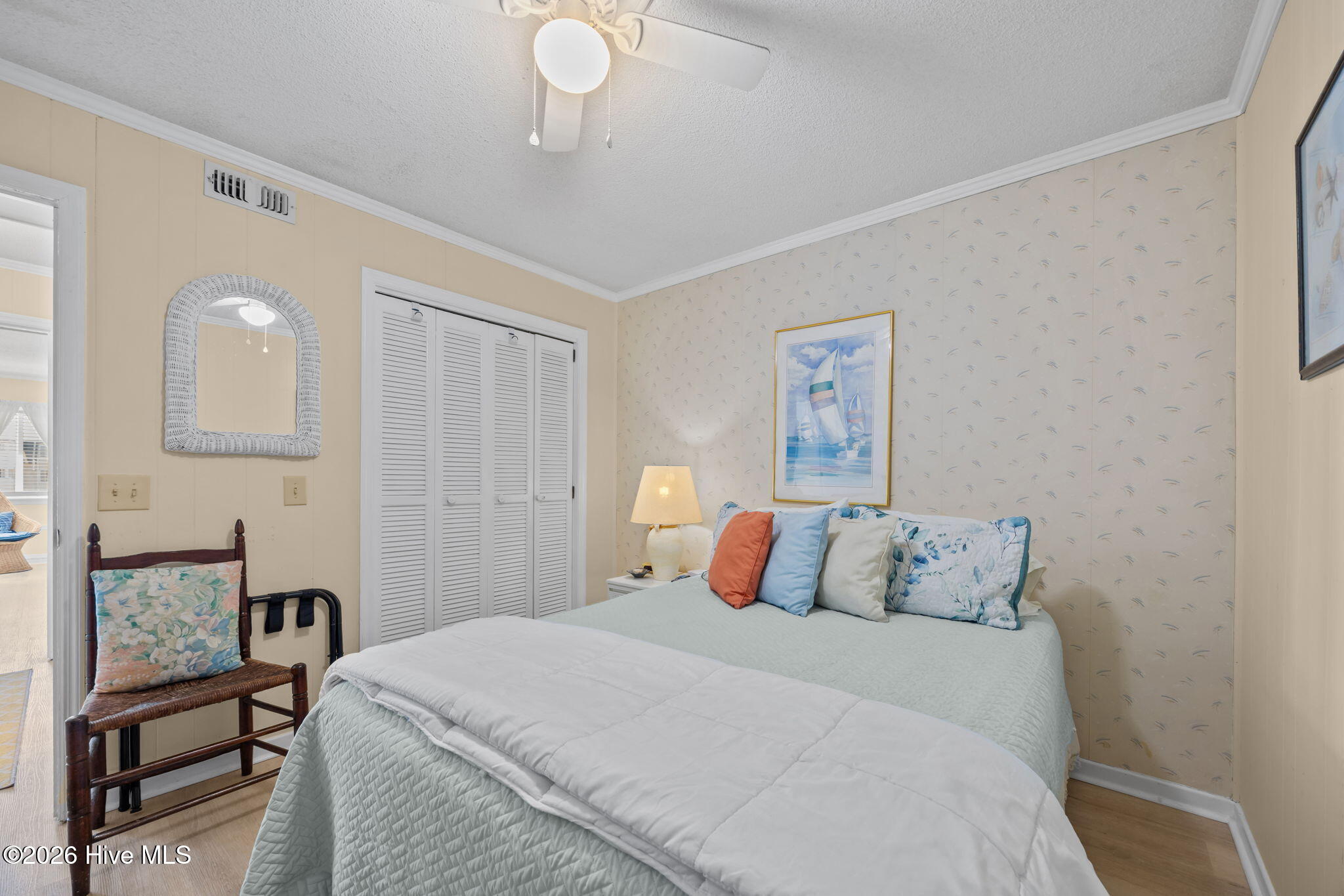 301 Commerce Way E 205 Property Photo 17